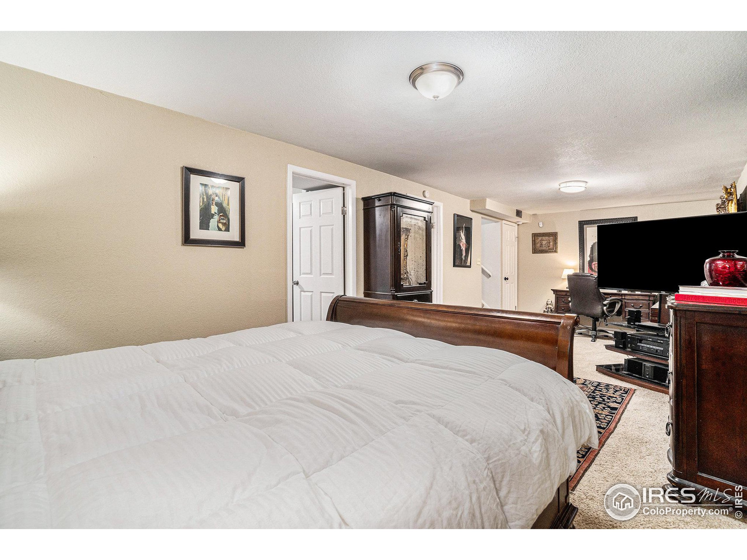 1712 Lake Sherwood Dr