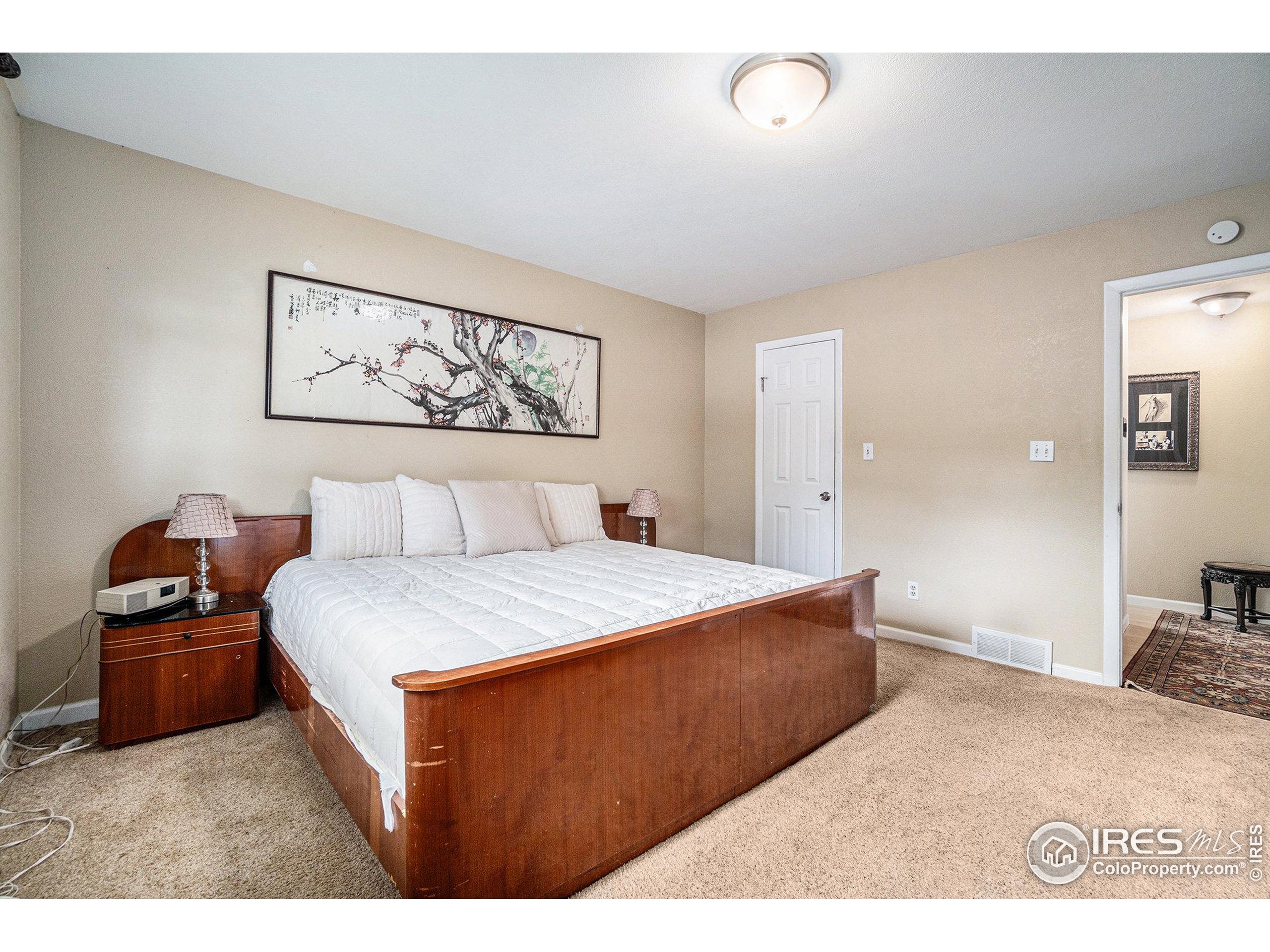 1712 Lake Sherwood Dr