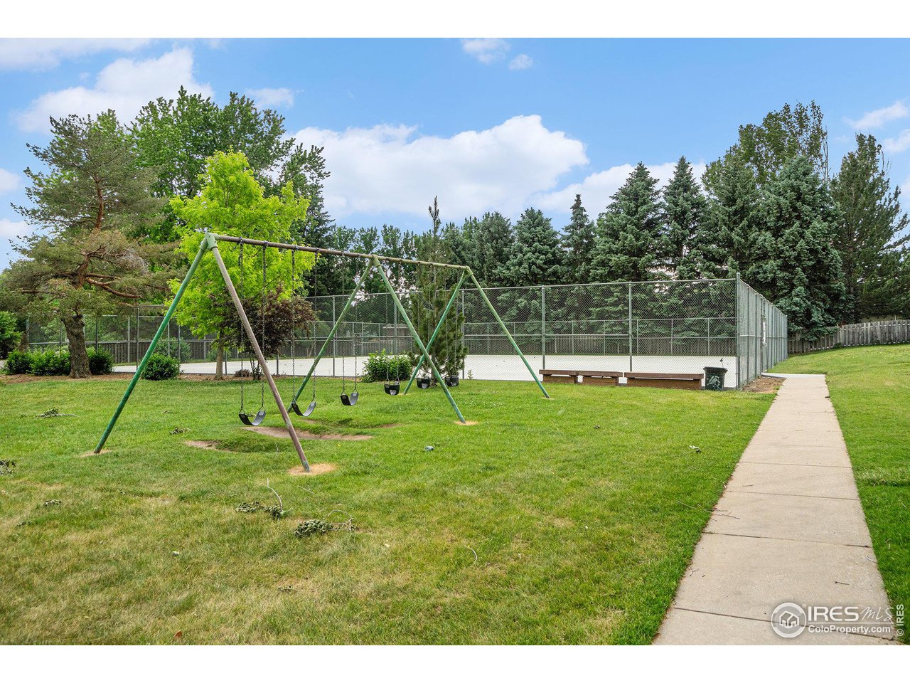 1712 Lake Sherwood Dr