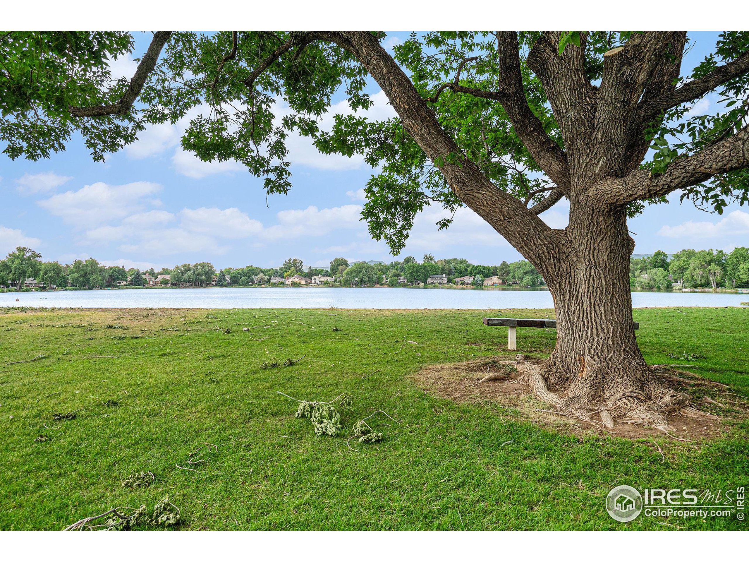 1712 Lake Sherwood Dr