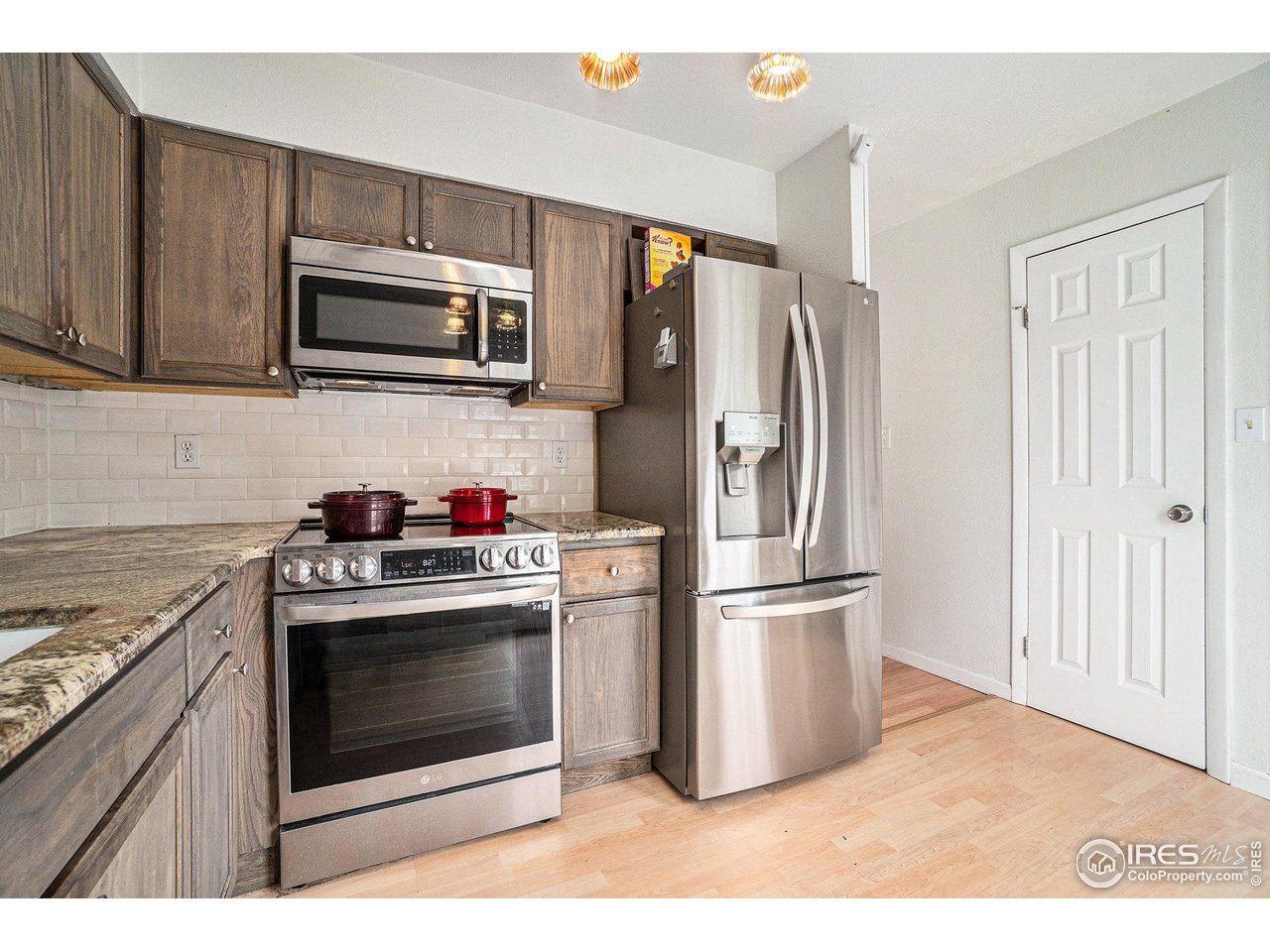 1712 Lake Sherwood Dr