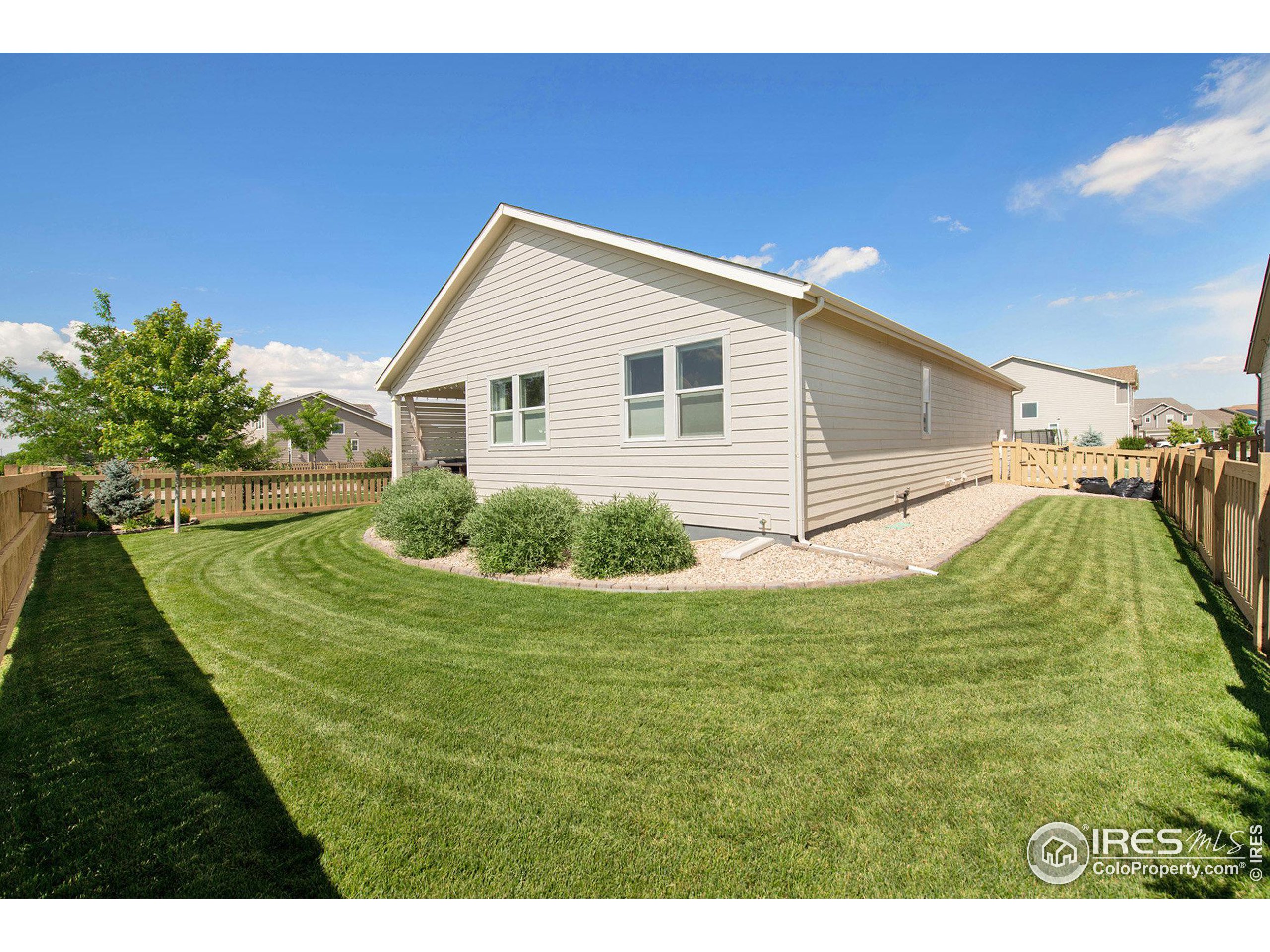 5375 Alberta Falls St