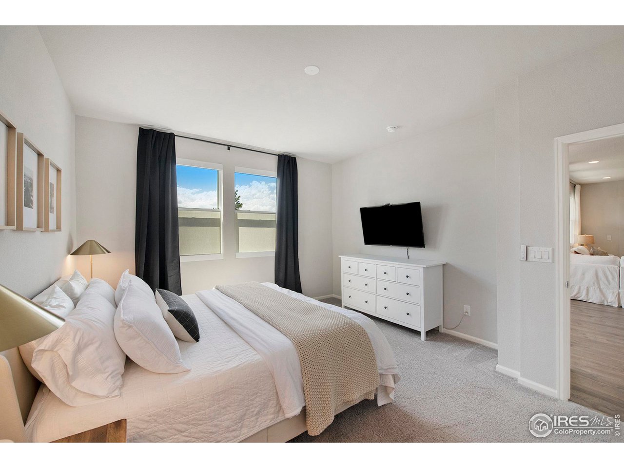 5375 Alberta Falls St