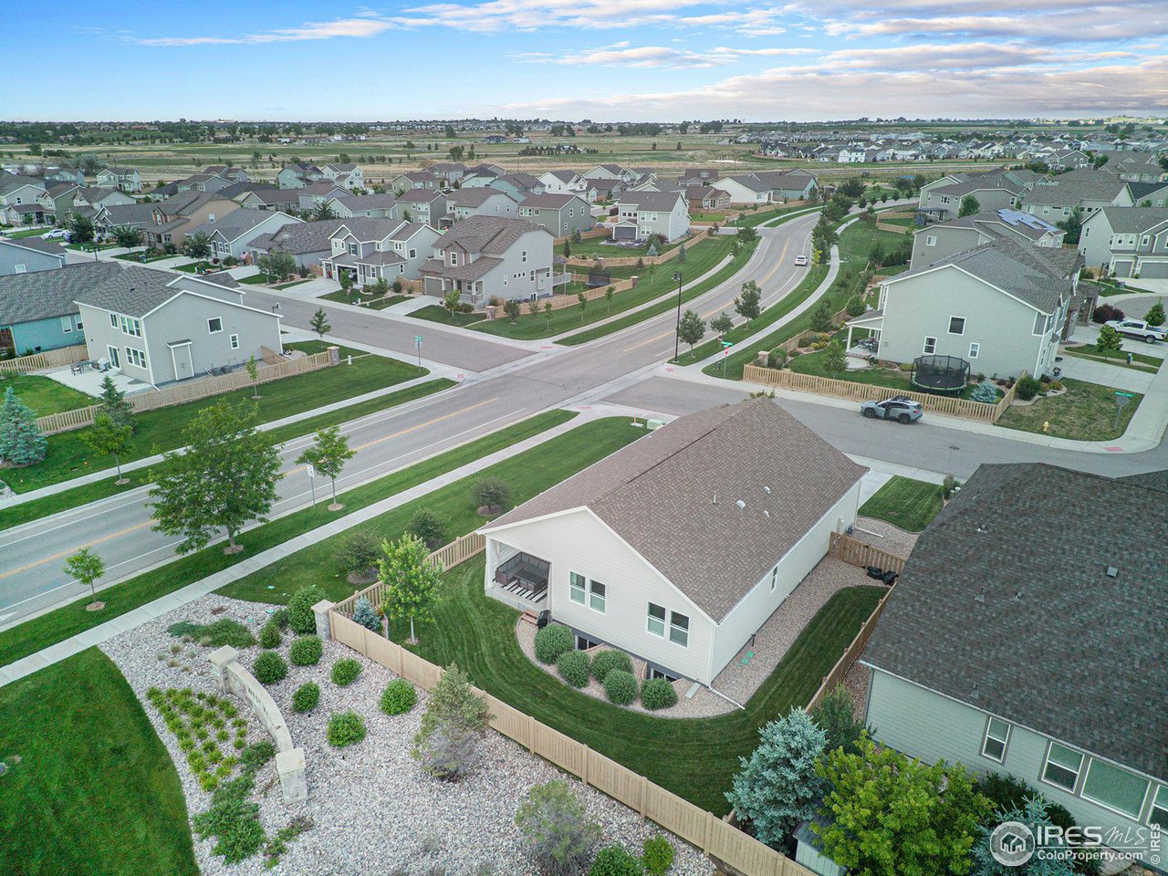 5375 Alberta Falls St