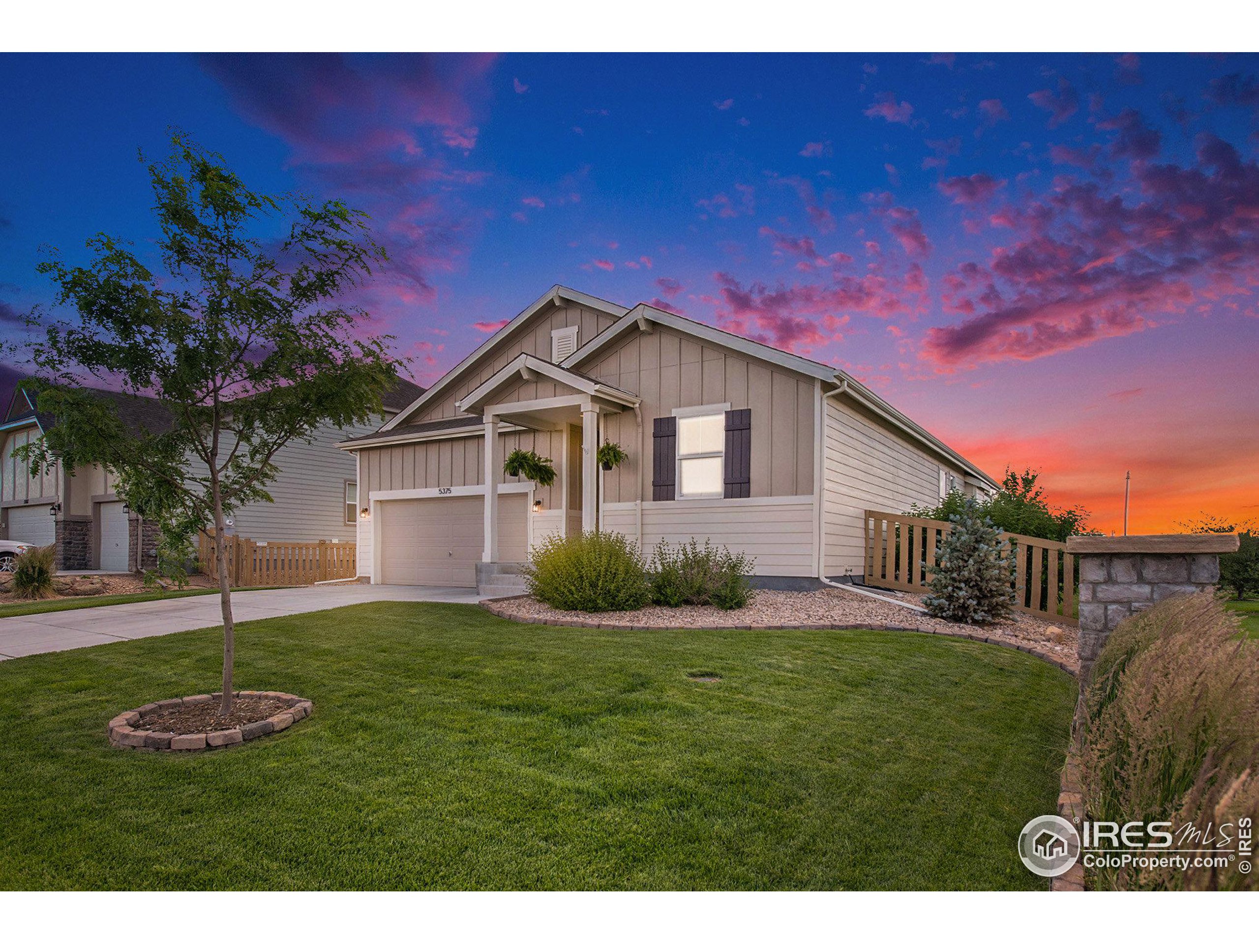 5375 Alberta Falls St