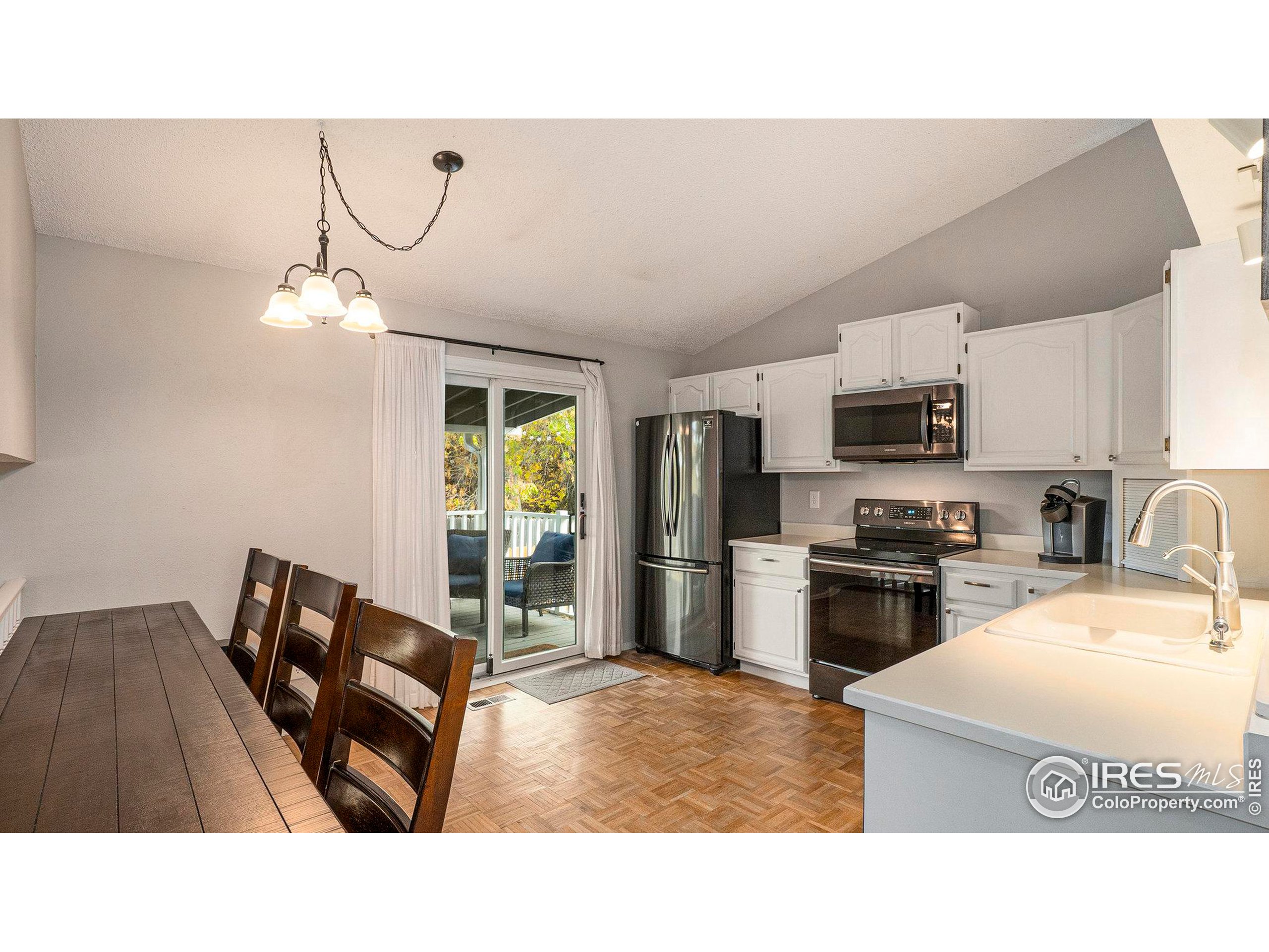 19865 E Wagontrail Dr