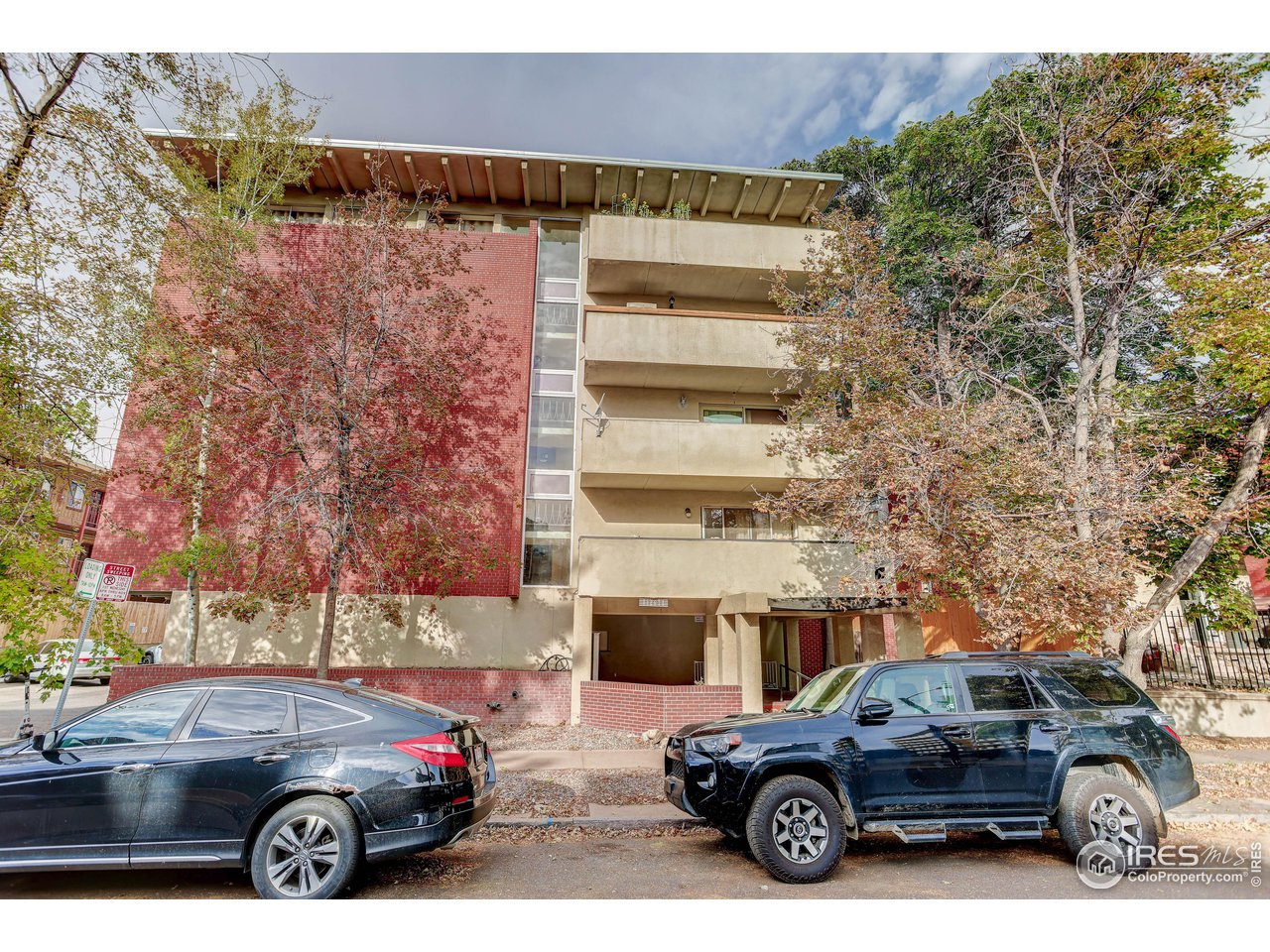 1267 N Lafayette St 403