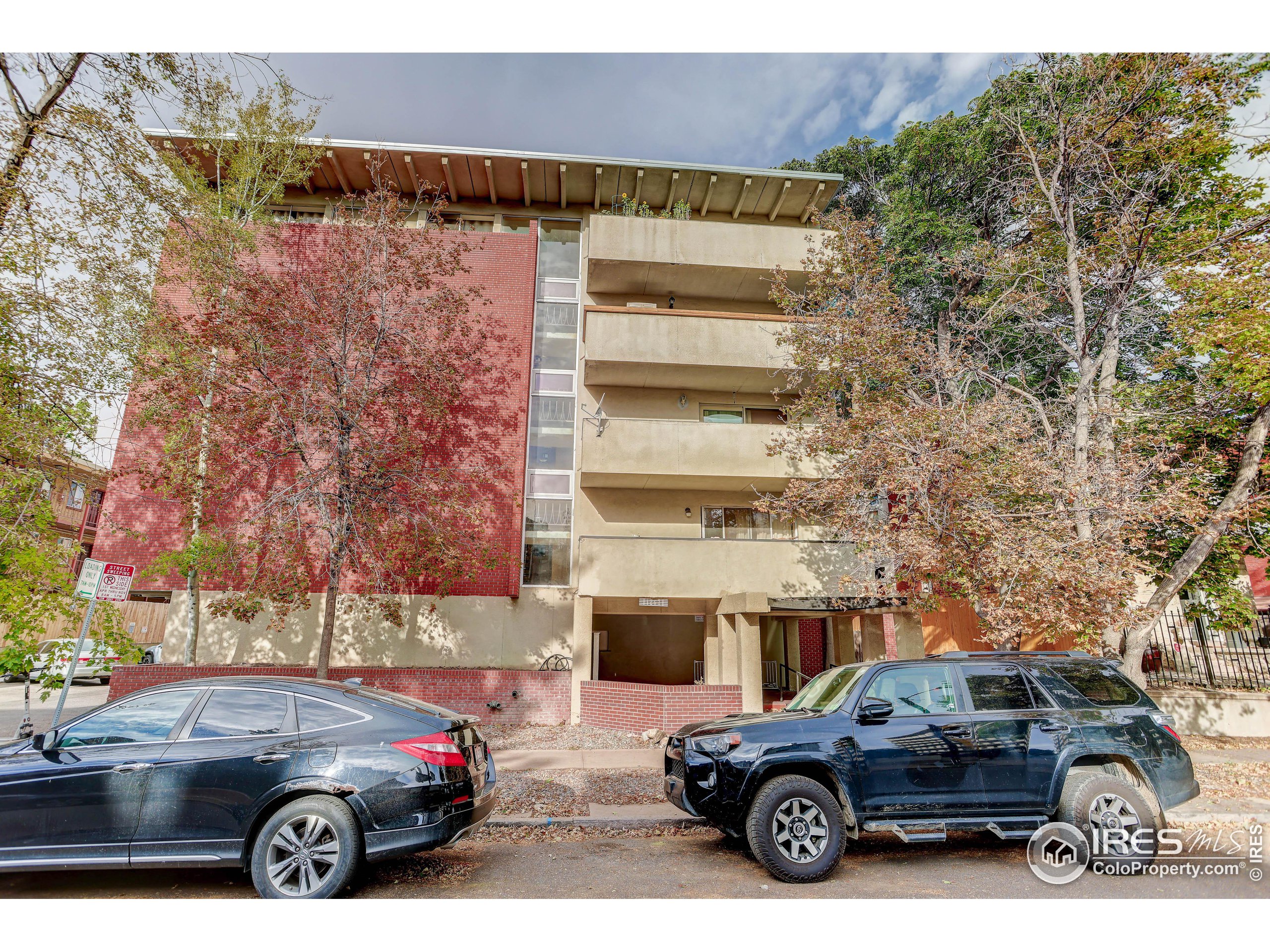 1267 N Lafayette St 403