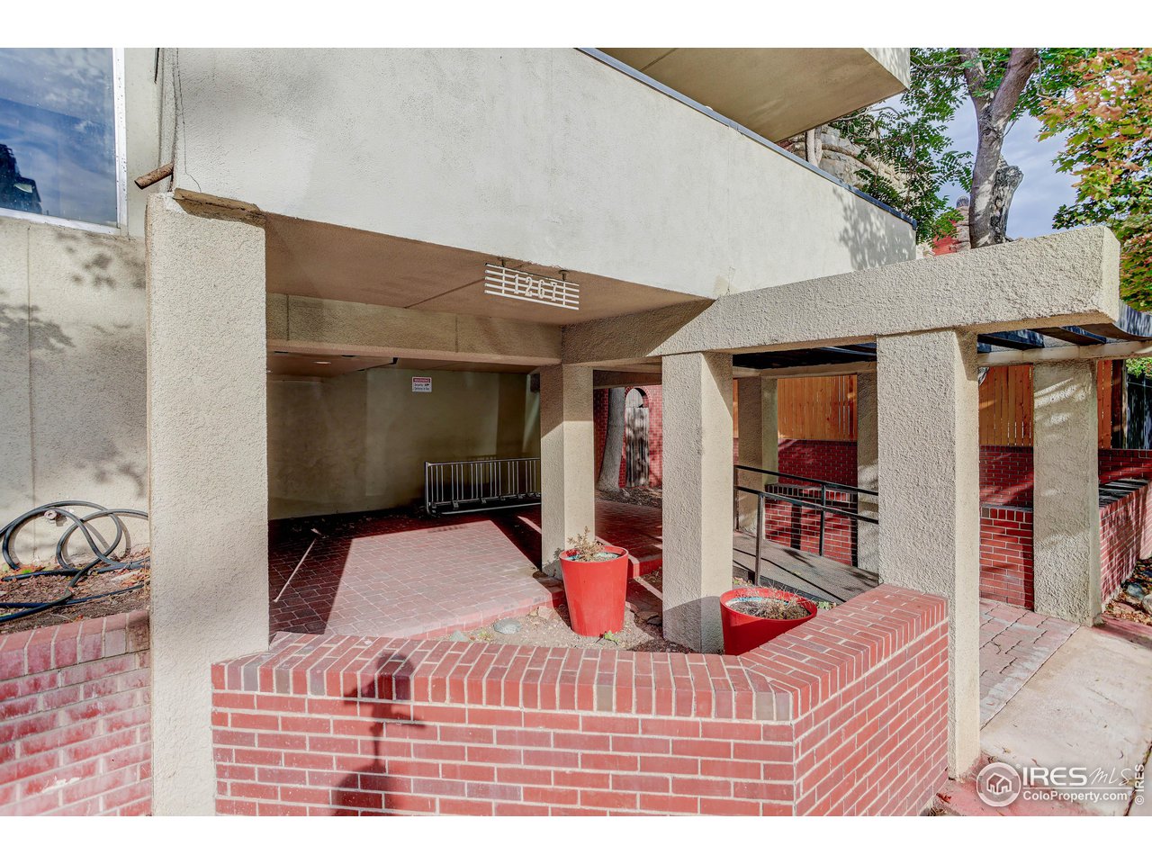 1267 N Lafayette St 403