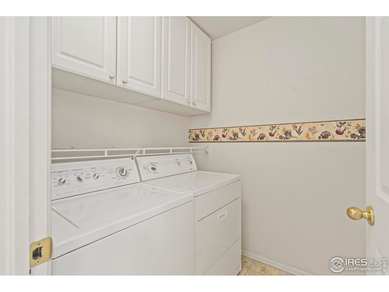 3677 Settler Ridge Dr