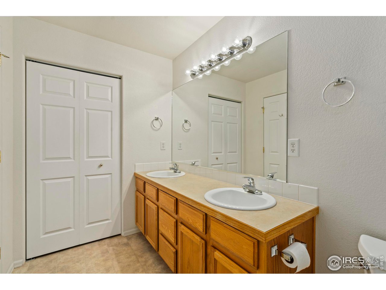 3677 Settler Ridge Dr