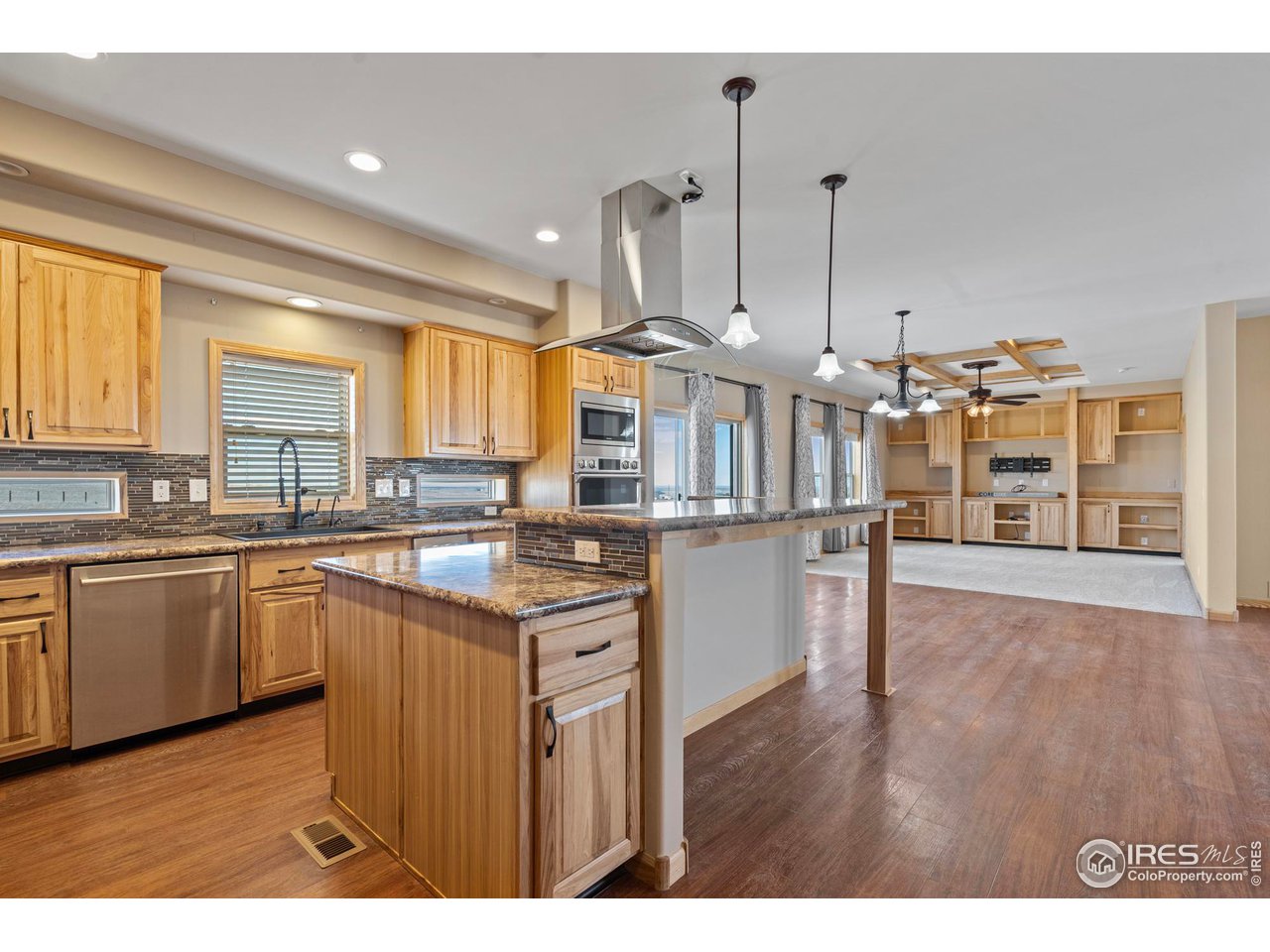 8811 County Road 106