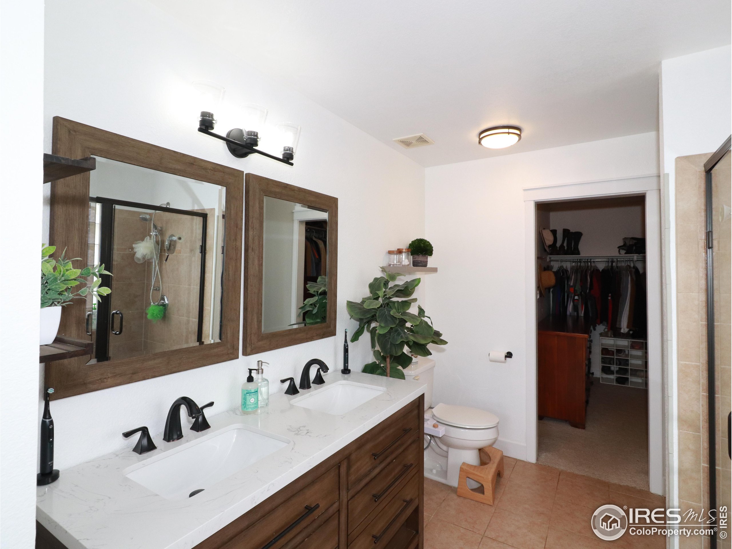 2224 Stillwater Creek Dr