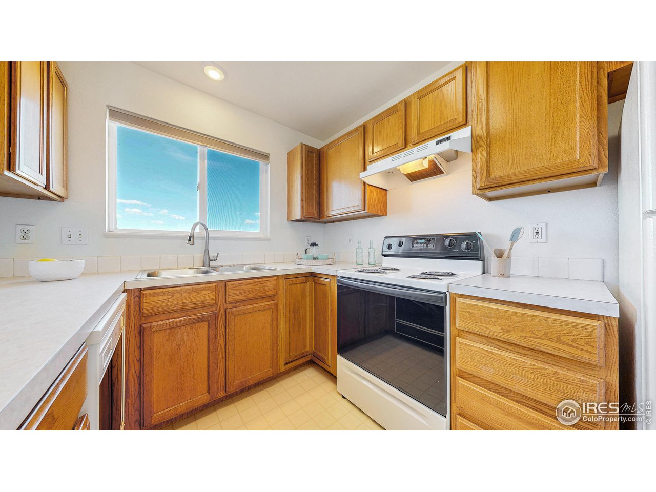 8225 Medicine Bow Cir