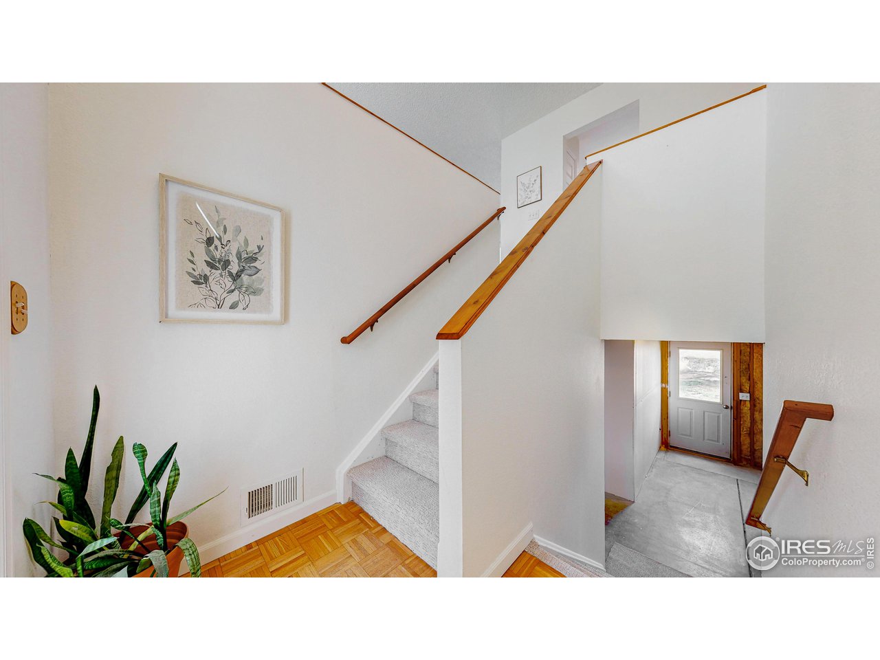 8225 Medicine Bow Cir