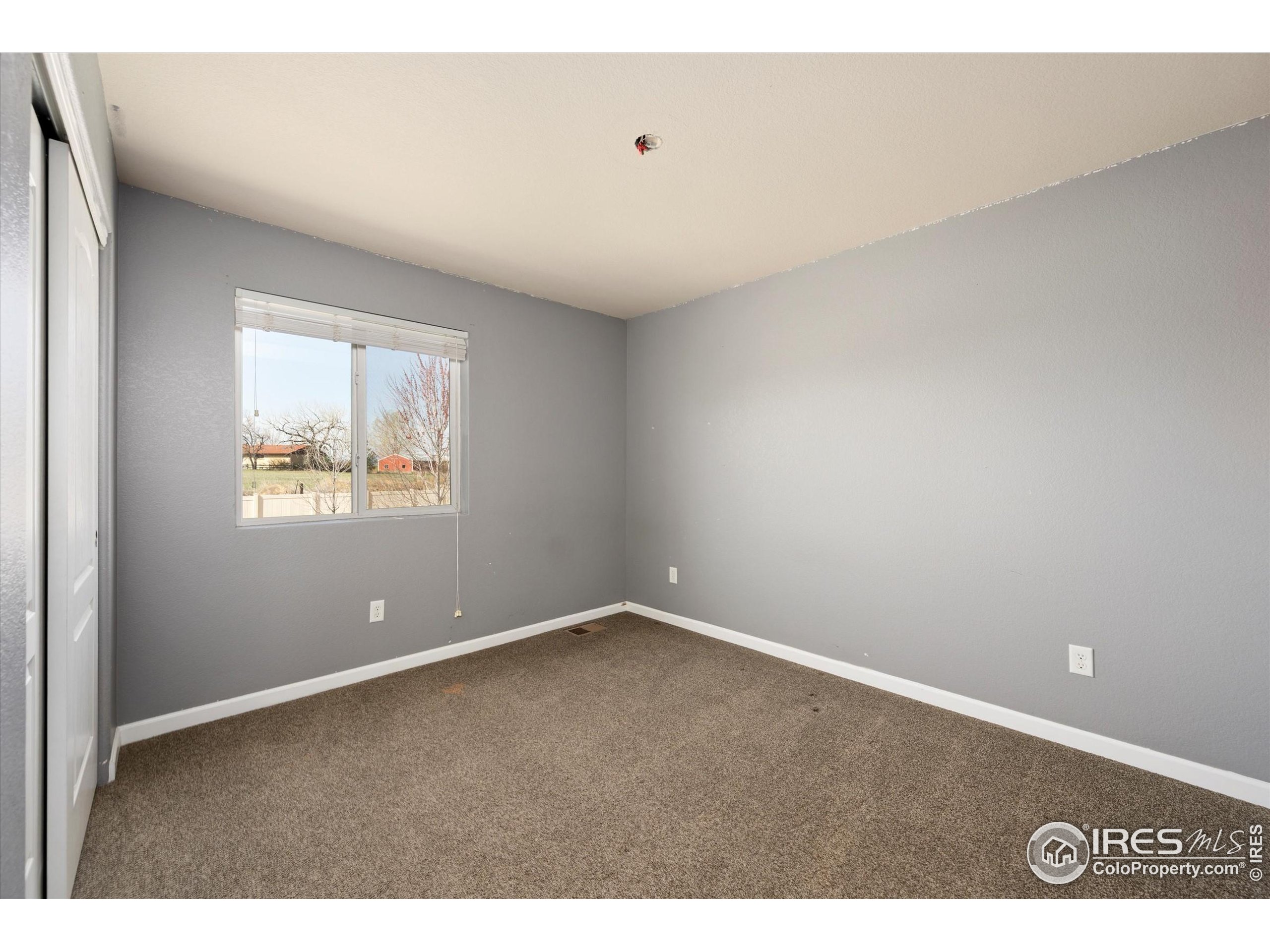 4874 Sandy Ridge Ave