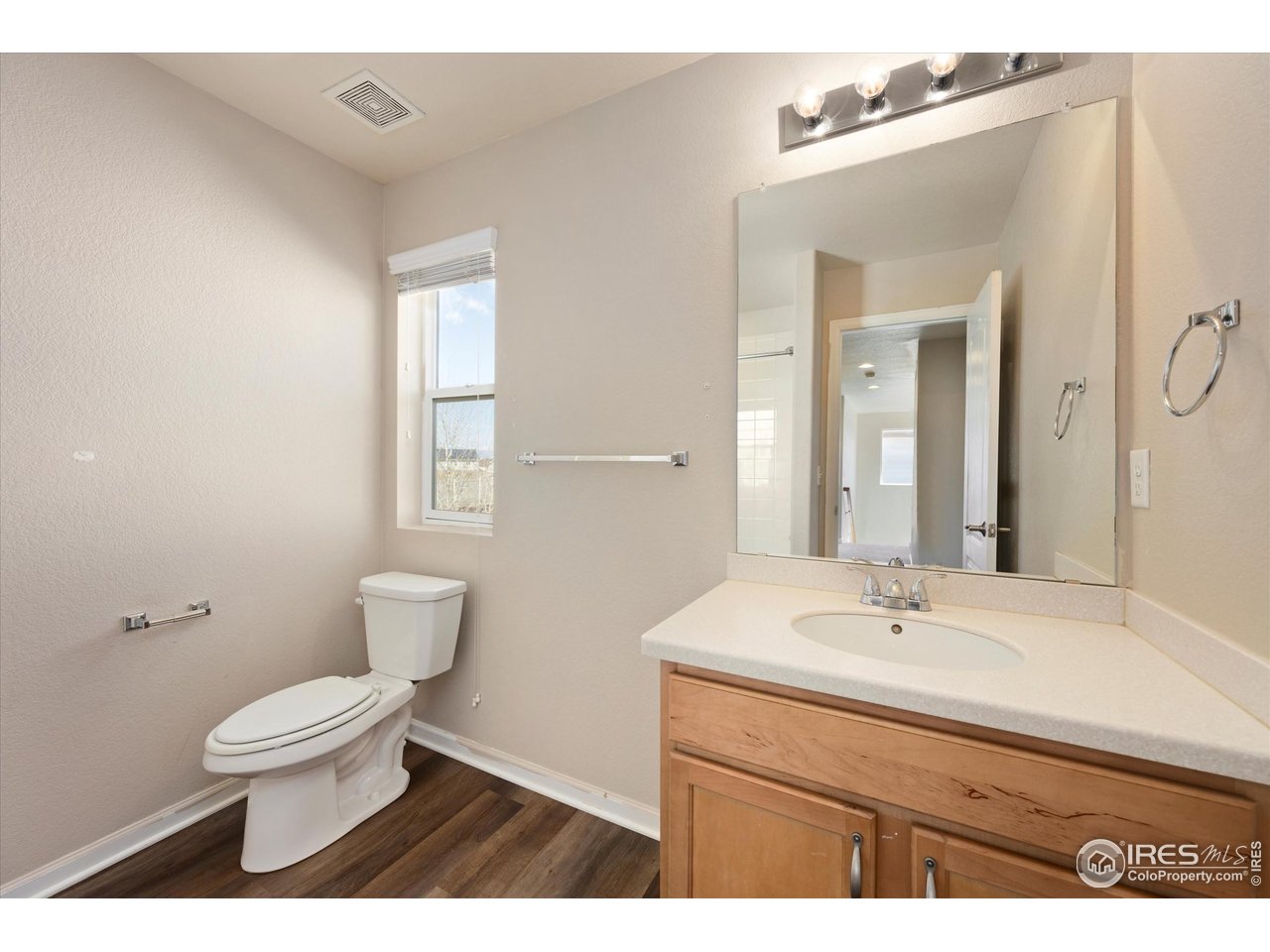 4874 Sandy Ridge Ave