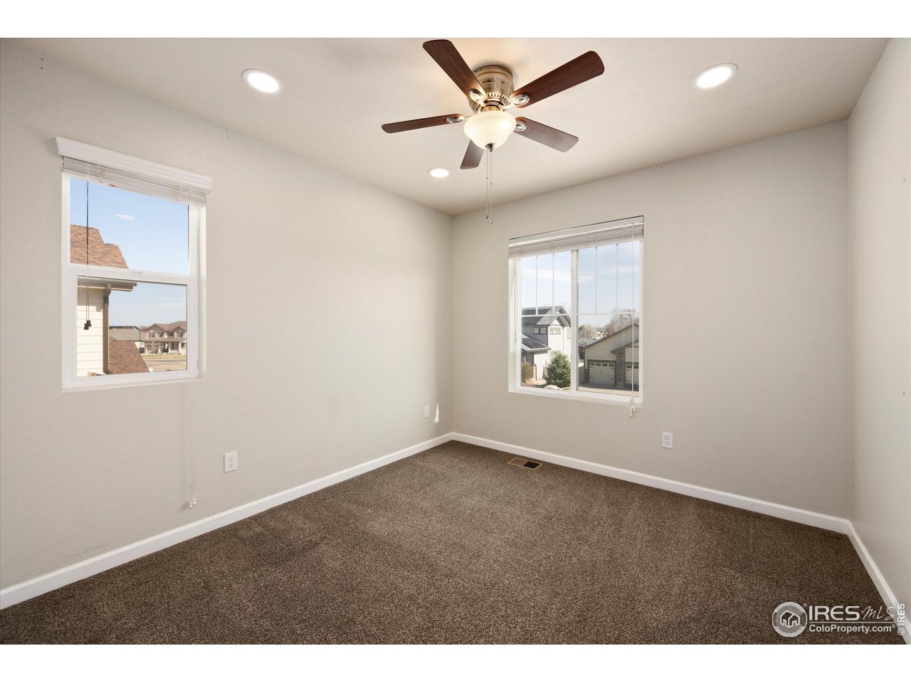 4874 Sandy Ridge Ave