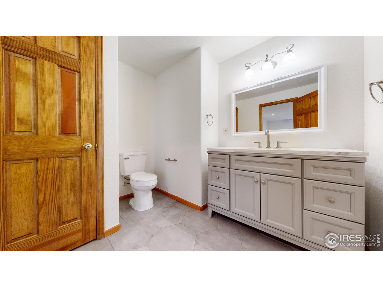 3914 Grand Canyon St