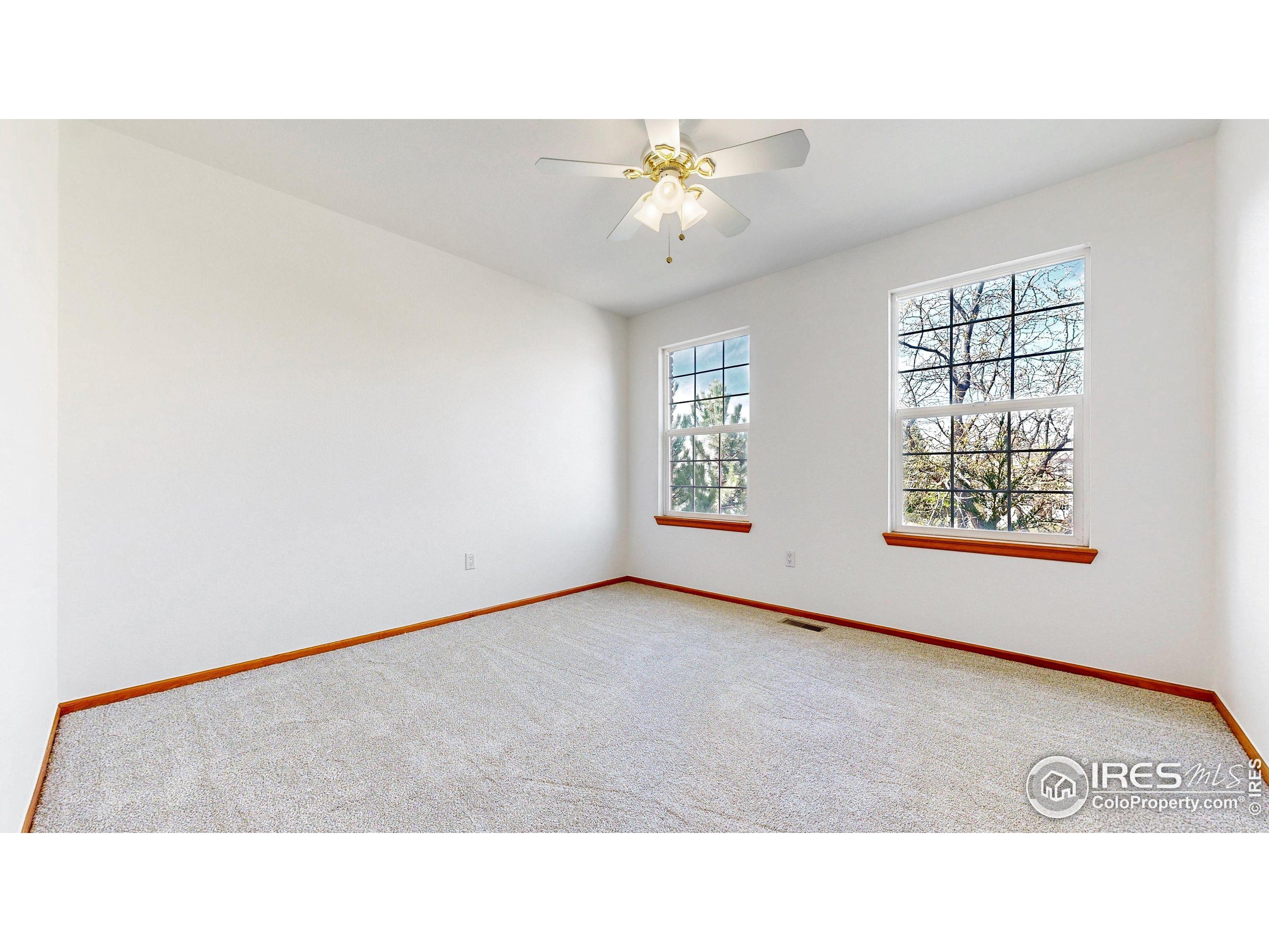 3914 Grand Canyon St