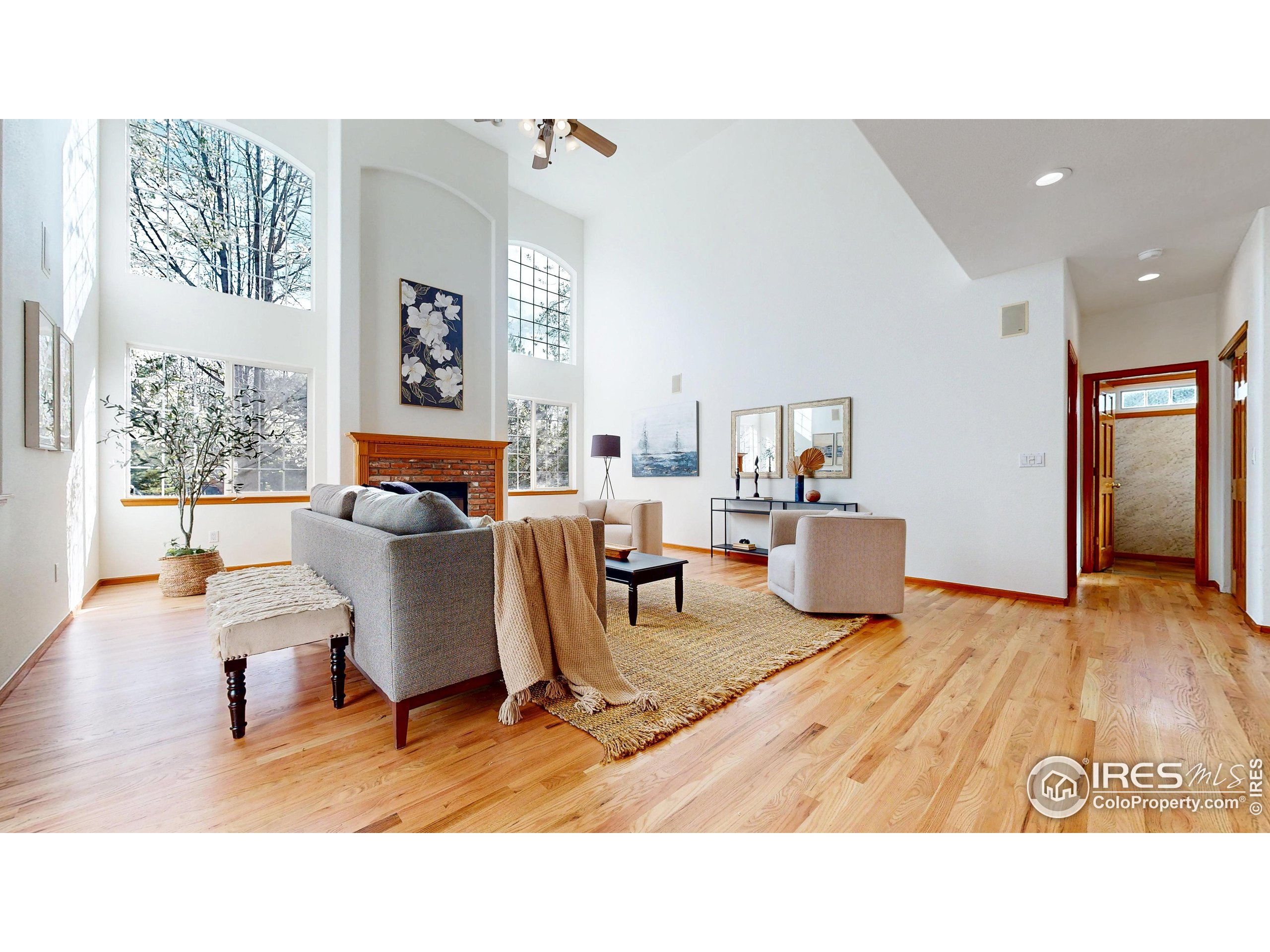 3914 Grand Canyon St