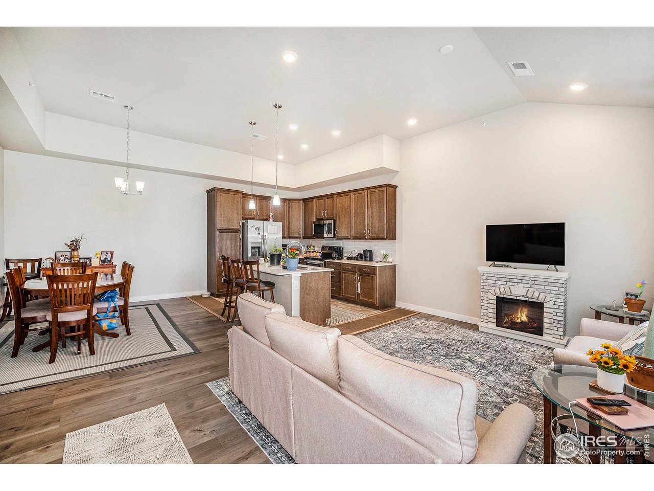 4180 S South Park Dr Unit #201