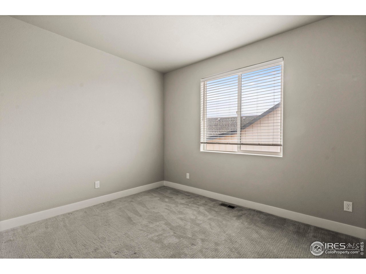 1940 Rolling Wind Dr