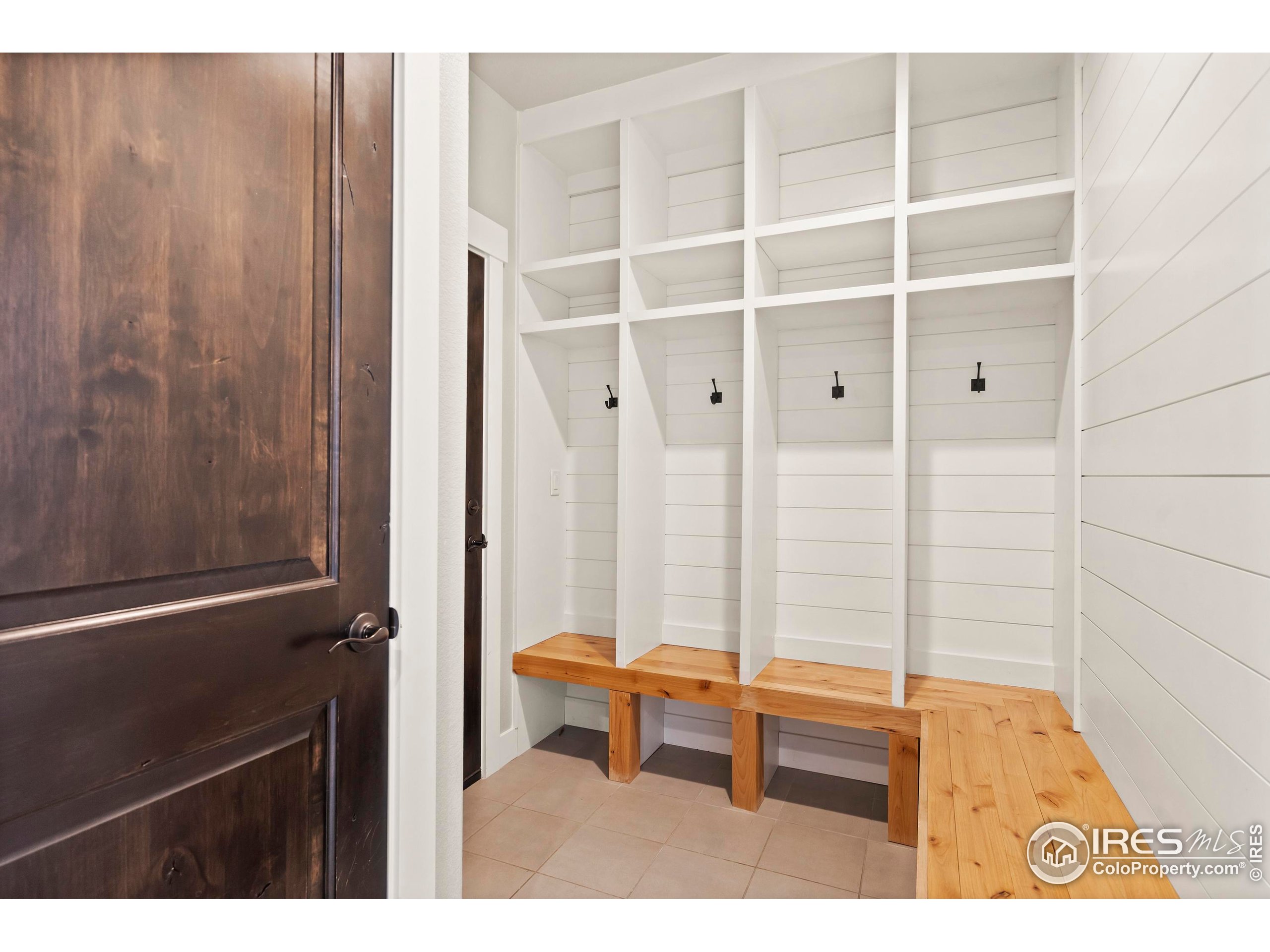 1940 Rolling Wind Dr