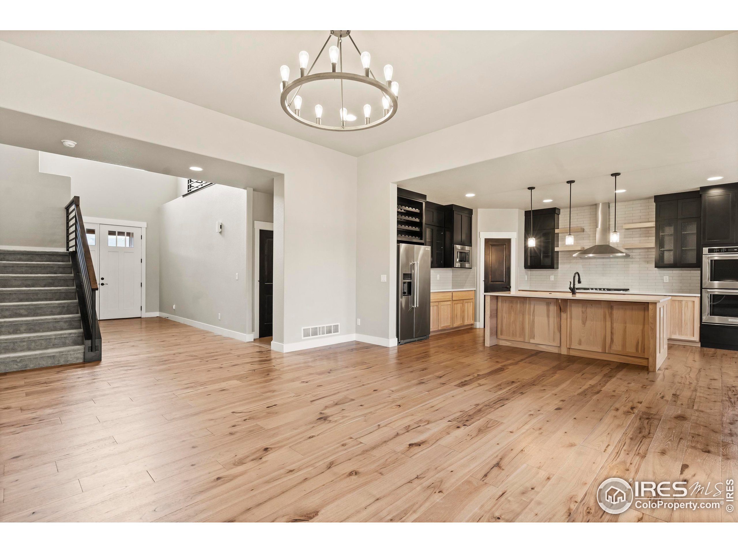 1940 Rolling Wind Dr