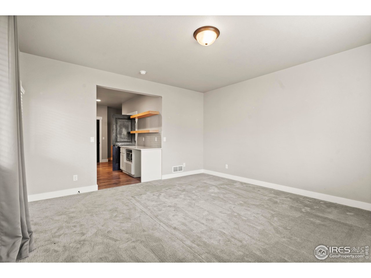 1940 Rolling Wind Dr