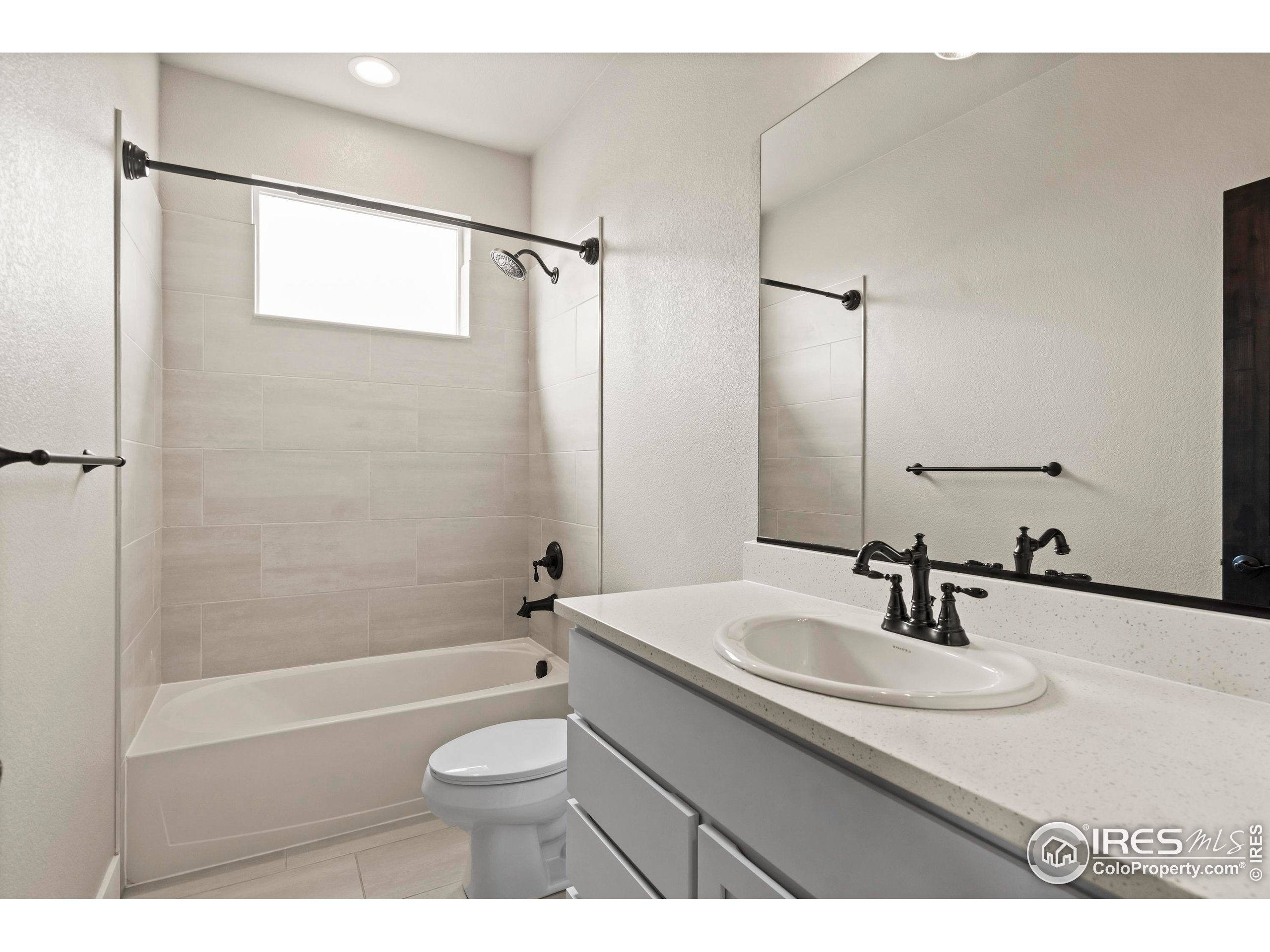 1940 Rolling Wind Dr