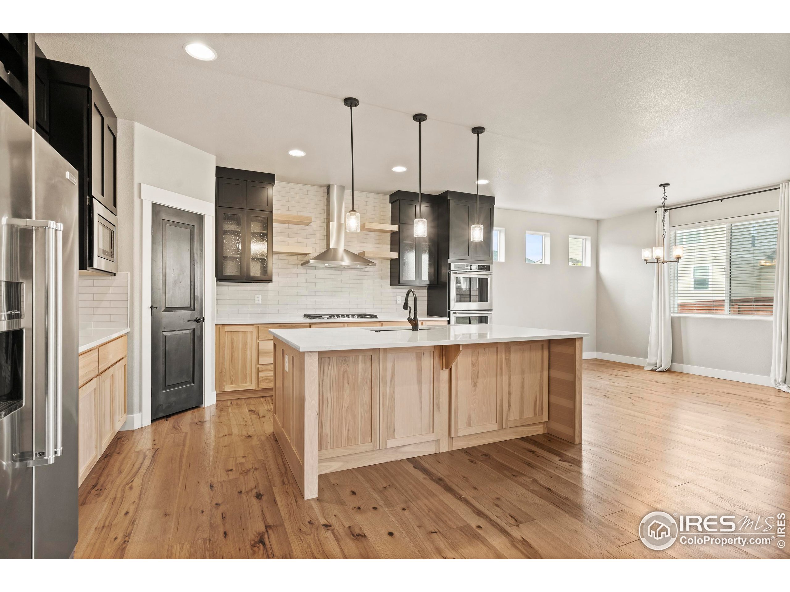 1940 Rolling Wind Dr