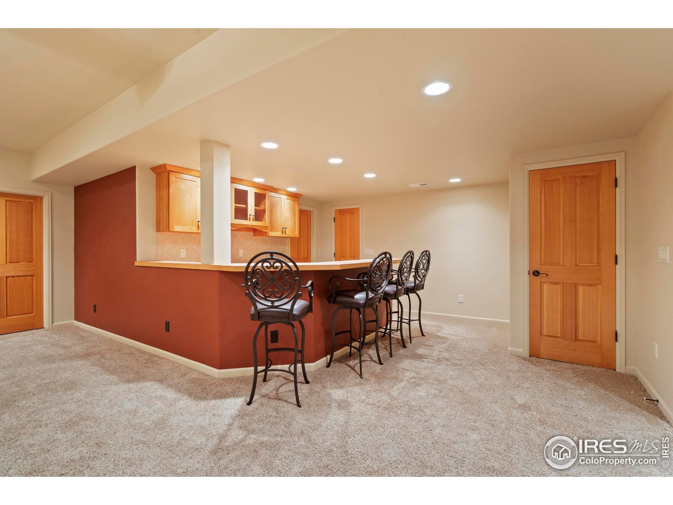 6535 Half Moon Bay Dr