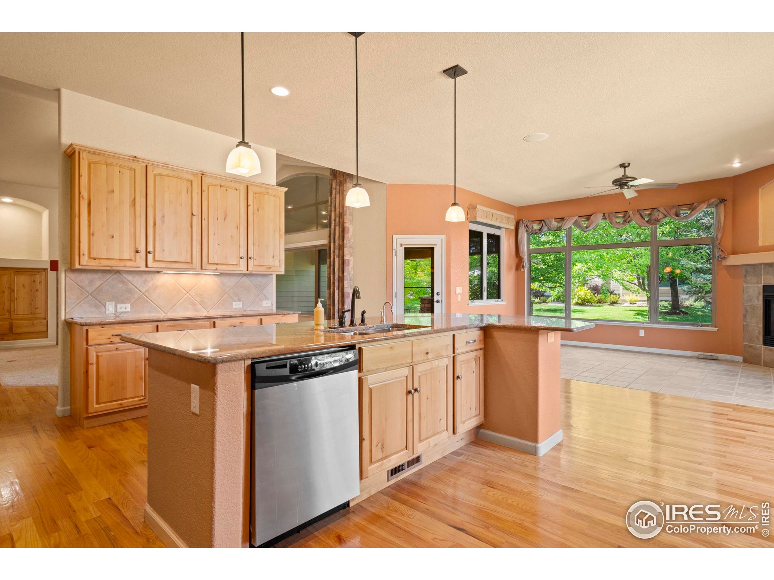6535 Half Moon Bay Dr