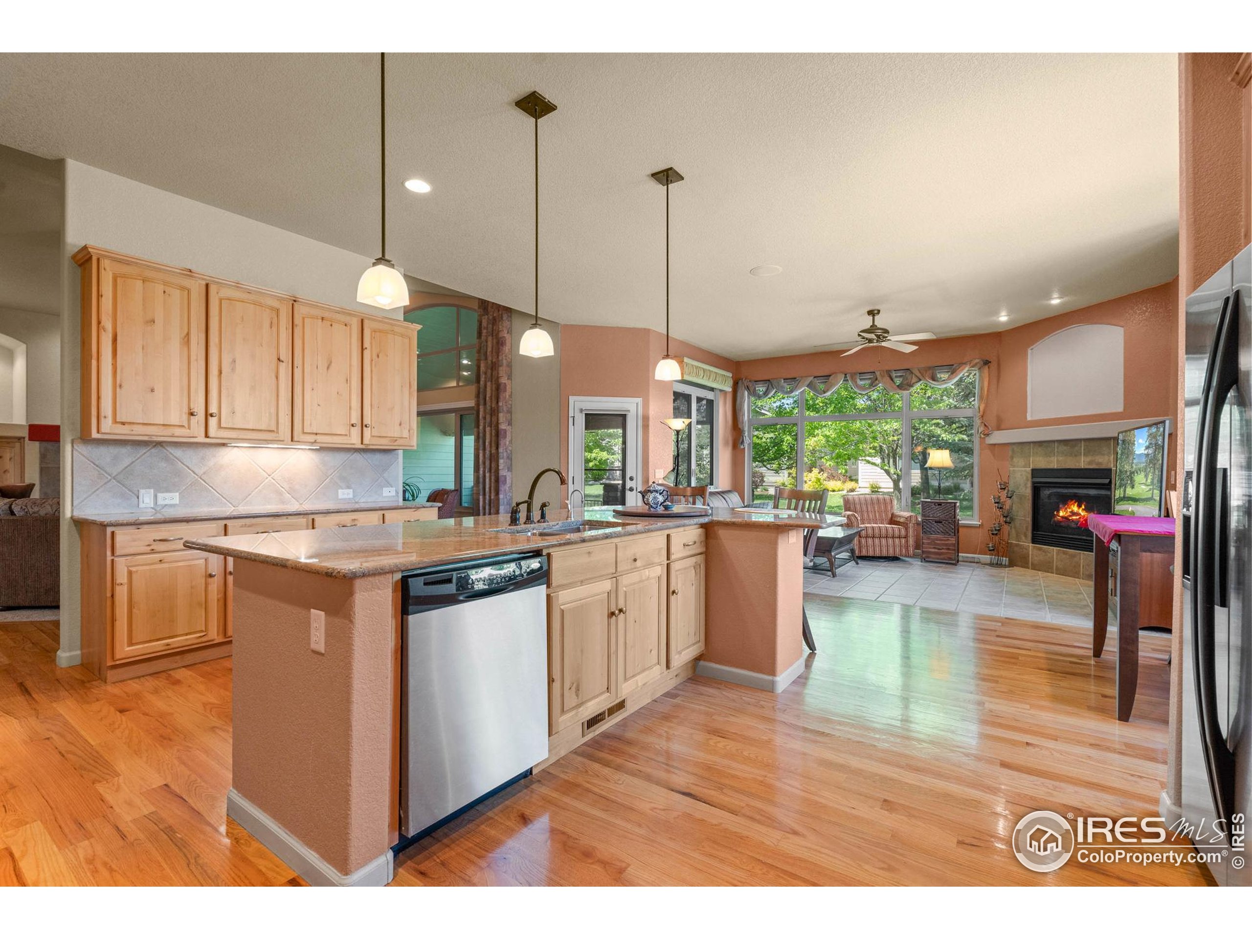 6535 Half Moon Bay Dr