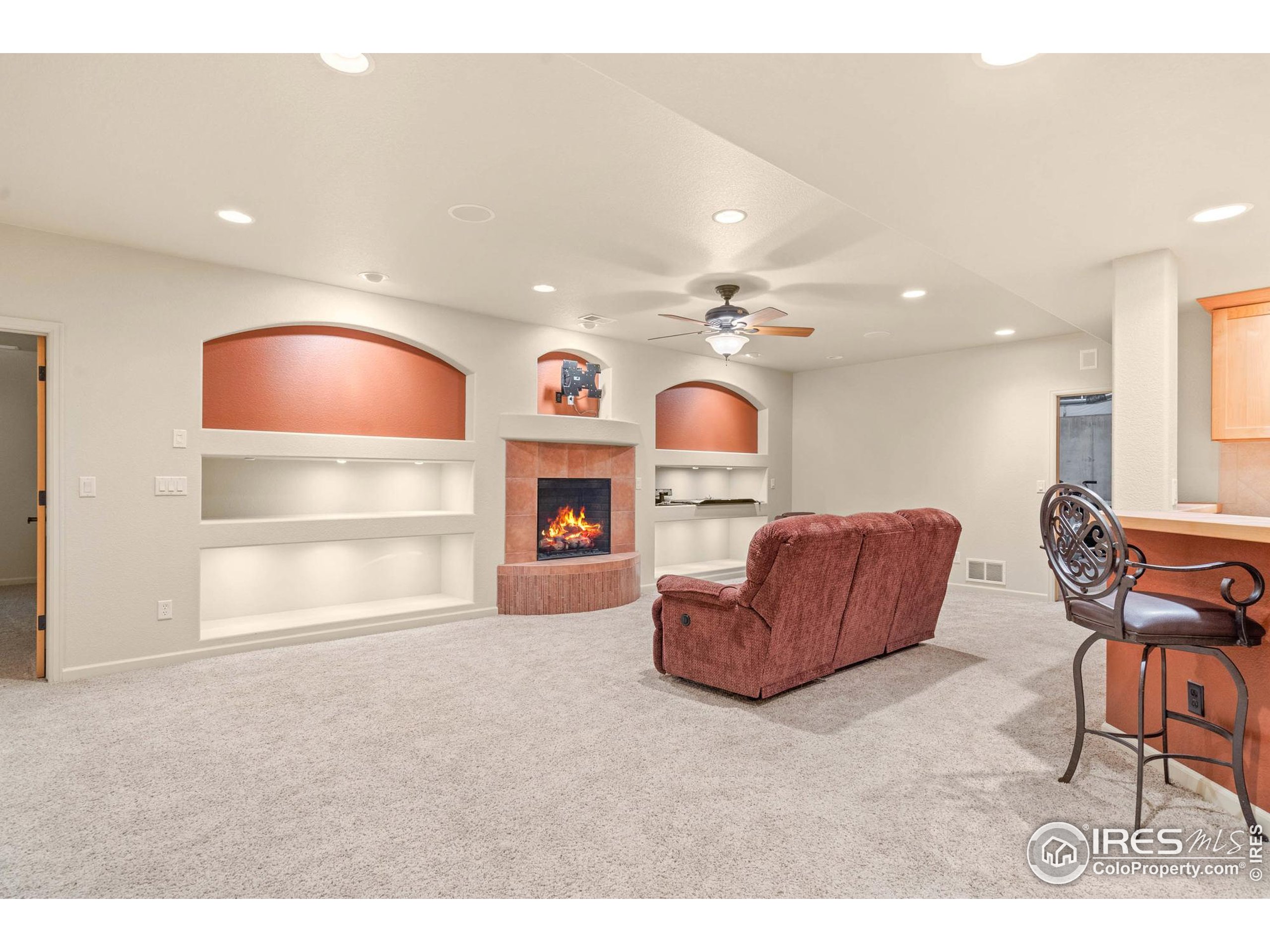 6535 Half Moon Bay Dr