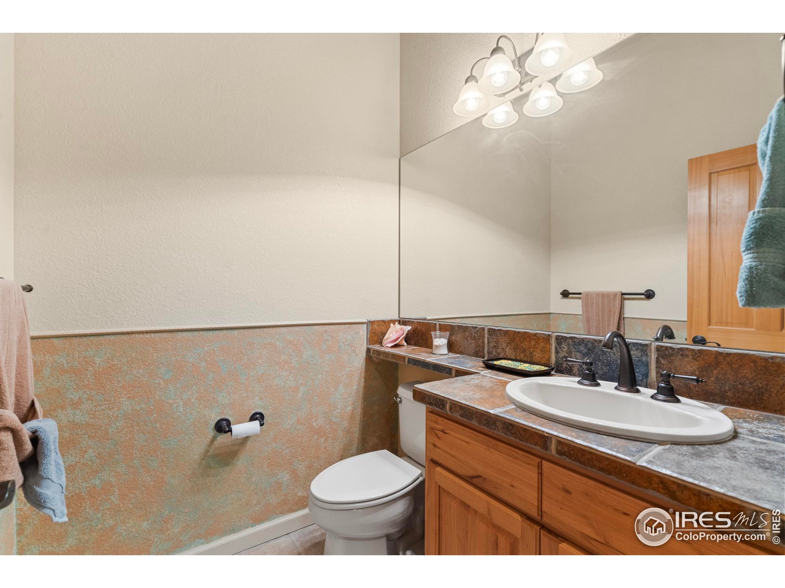 6535 Half Moon Bay Dr