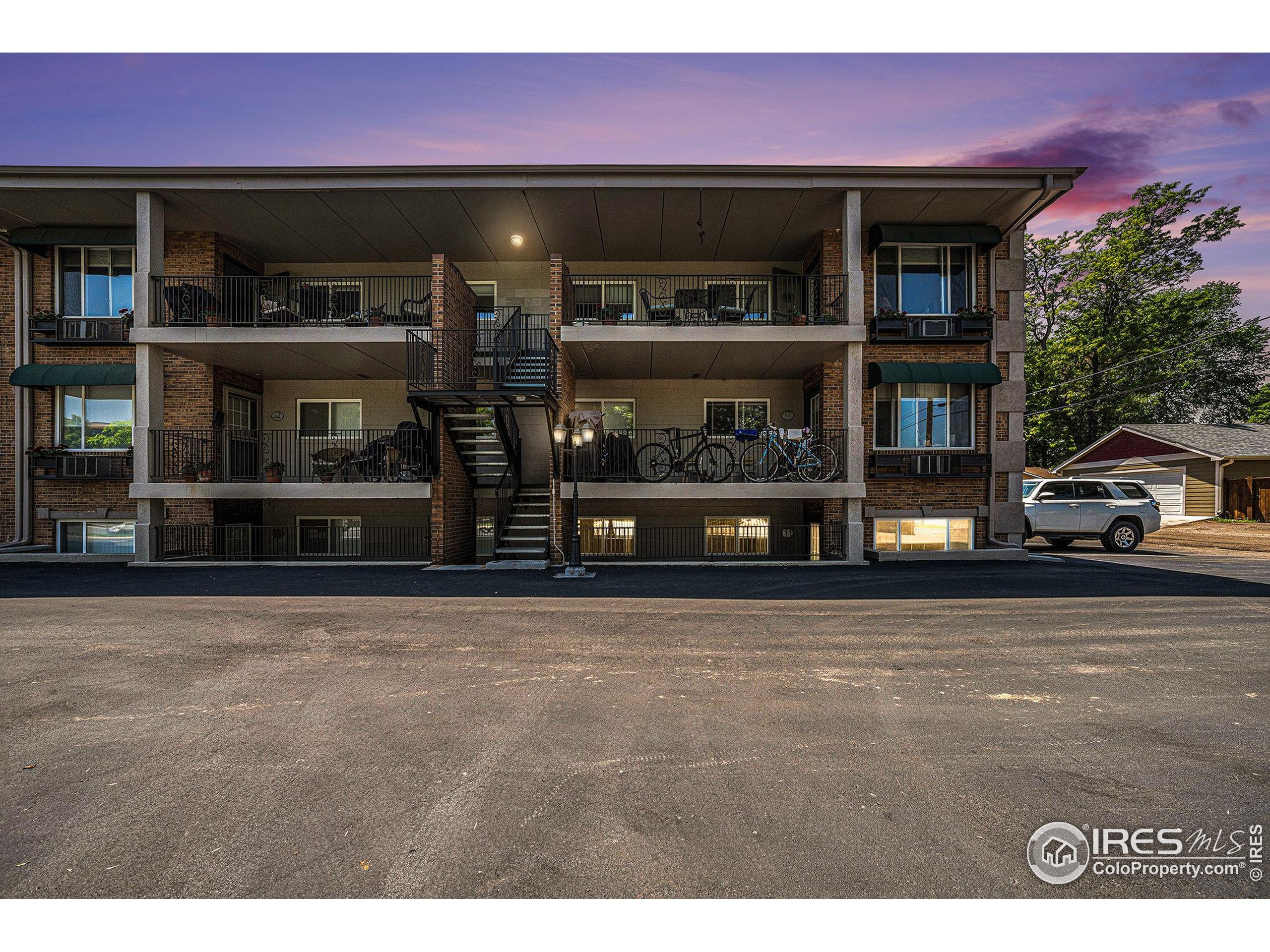 233 N Meldrum St A-8