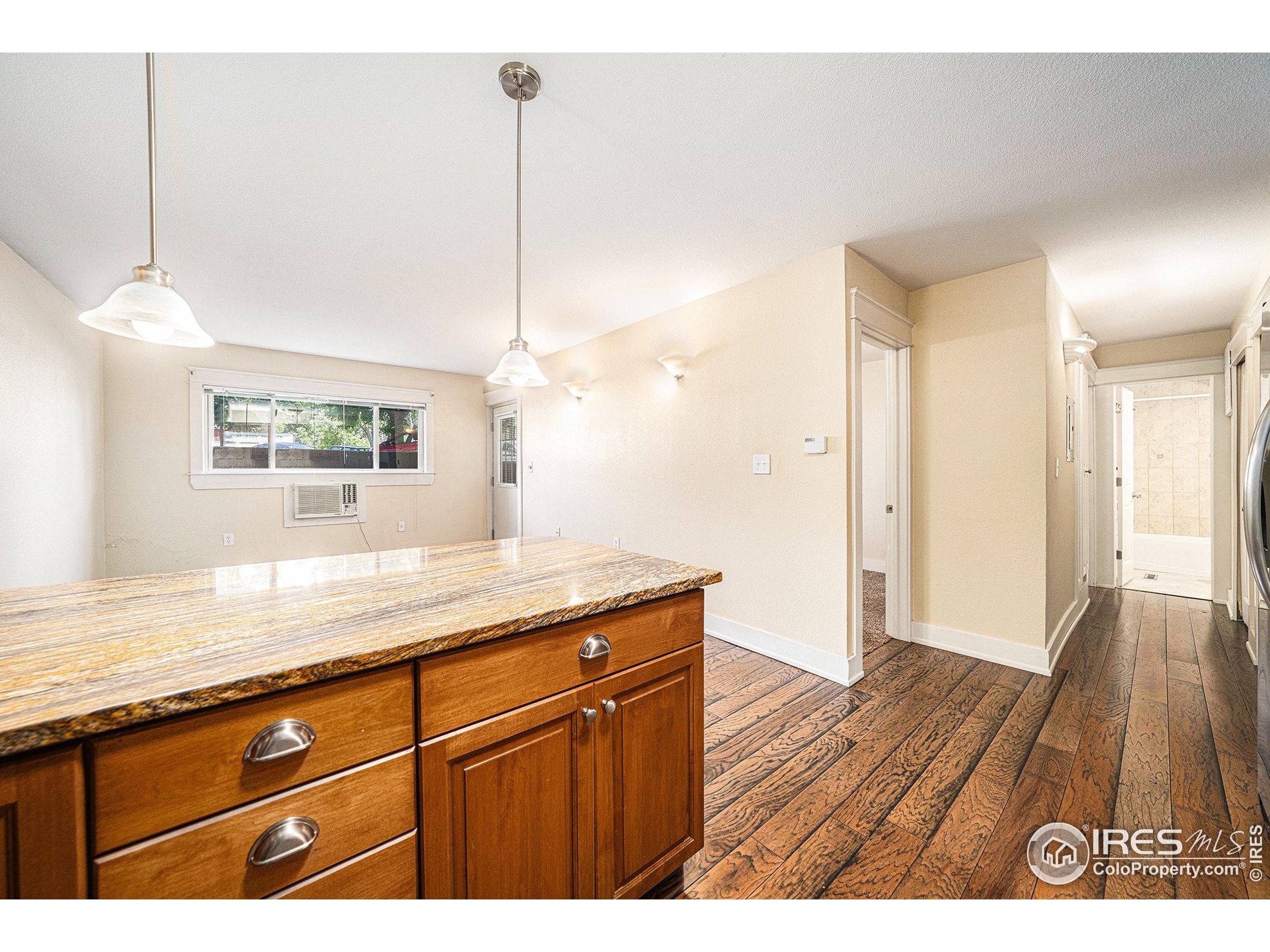 233 N Meldrum St A-8