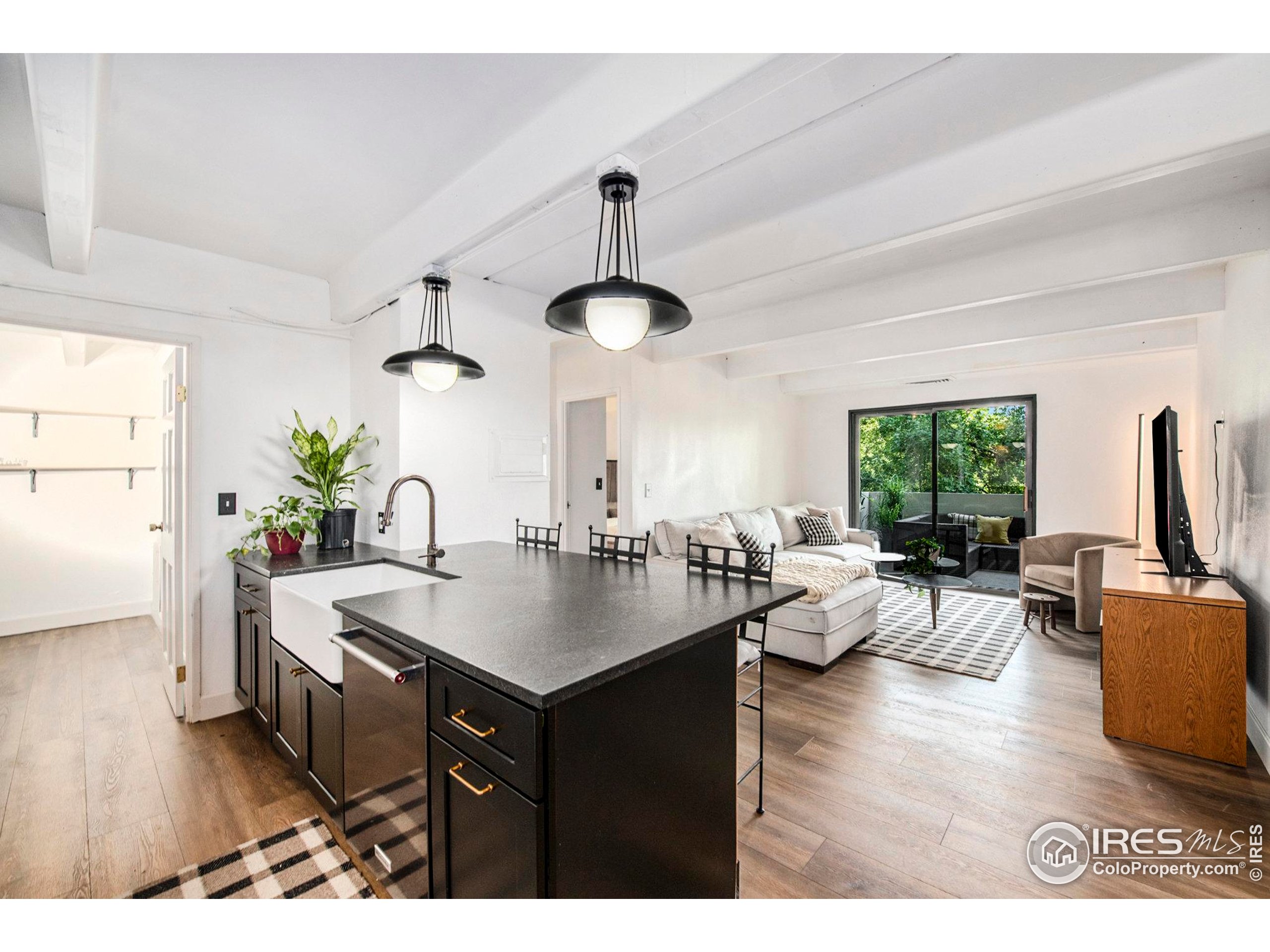 415 S Howes St N-407