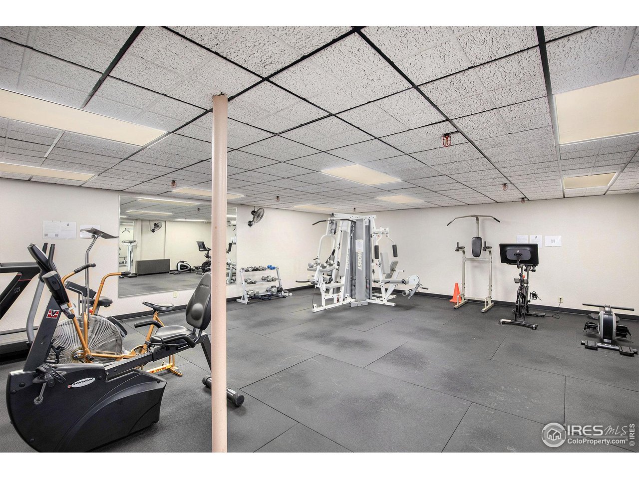 415 S Howes St N-407