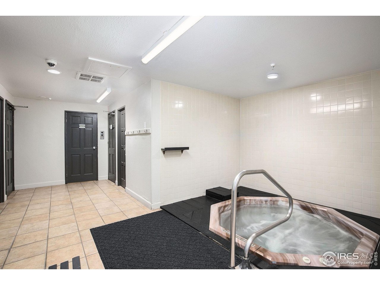 415 S Howes St N-407