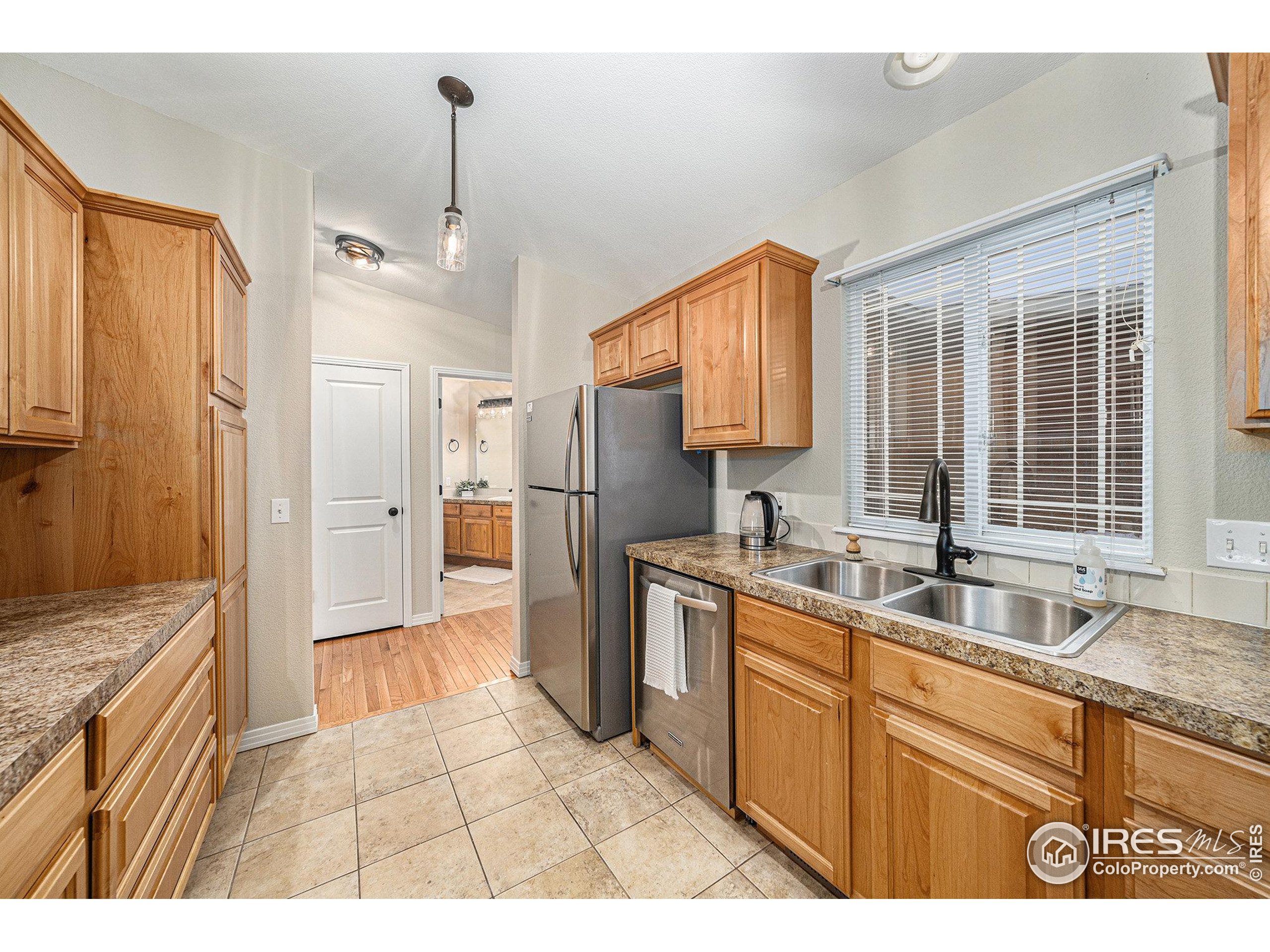 2550 Custer Dr B8