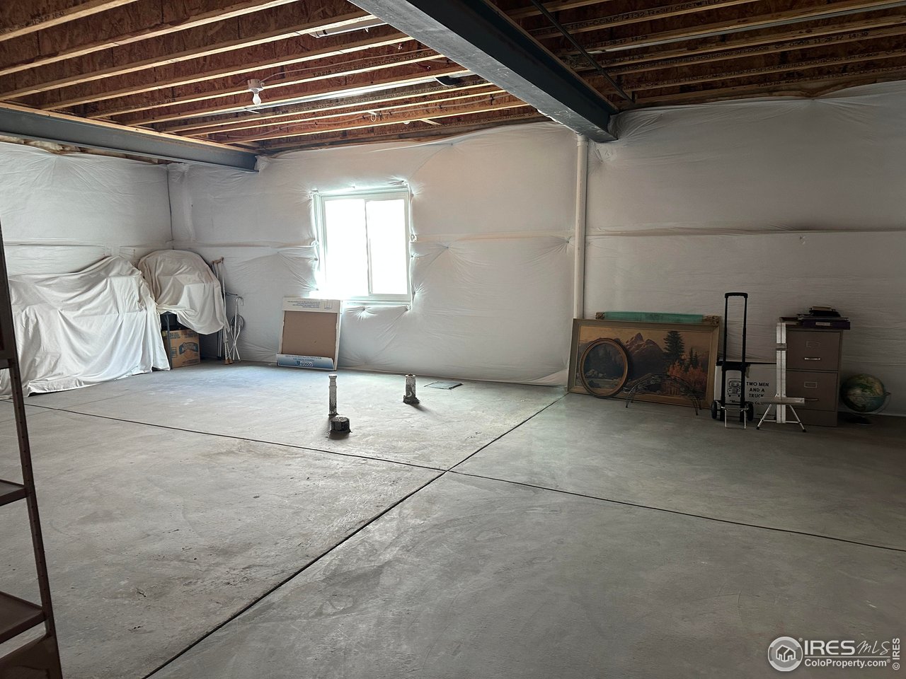 7213 Horsechestnut St