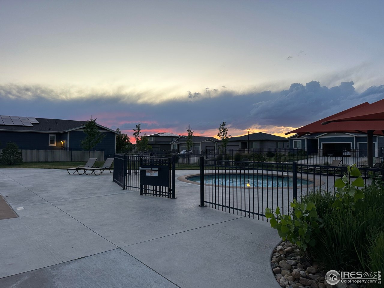 7213 Horsechestnut St