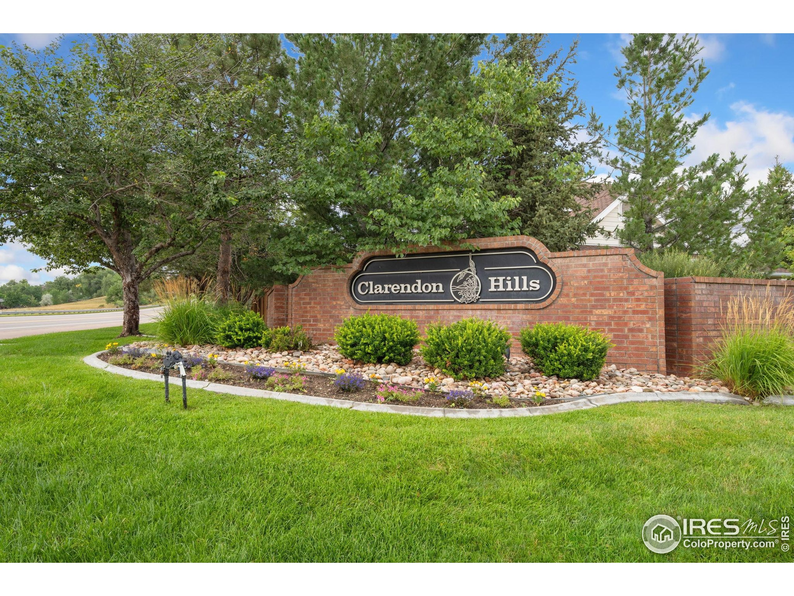 1012 Hobson Ct