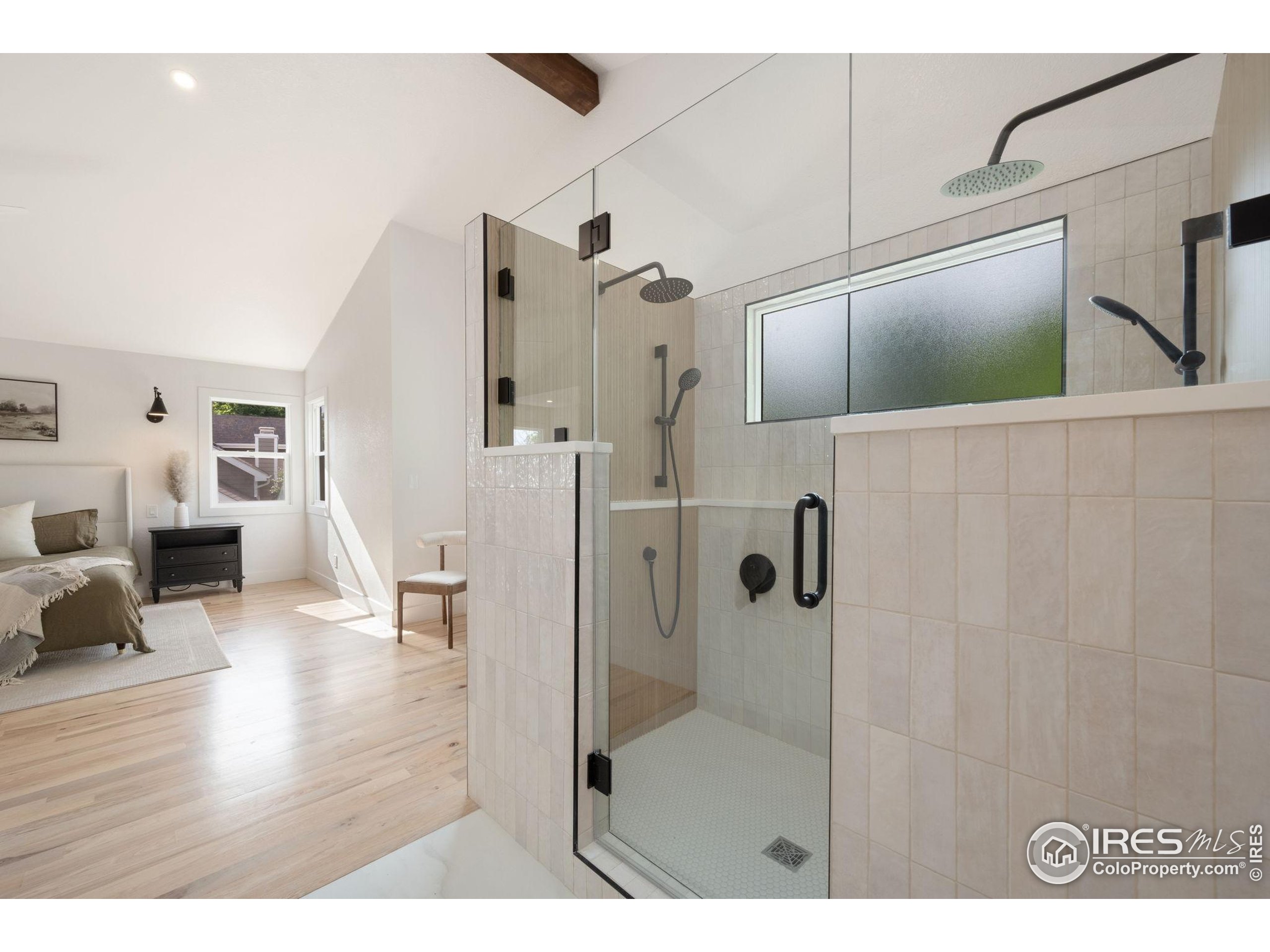 1012 Hobson Ct