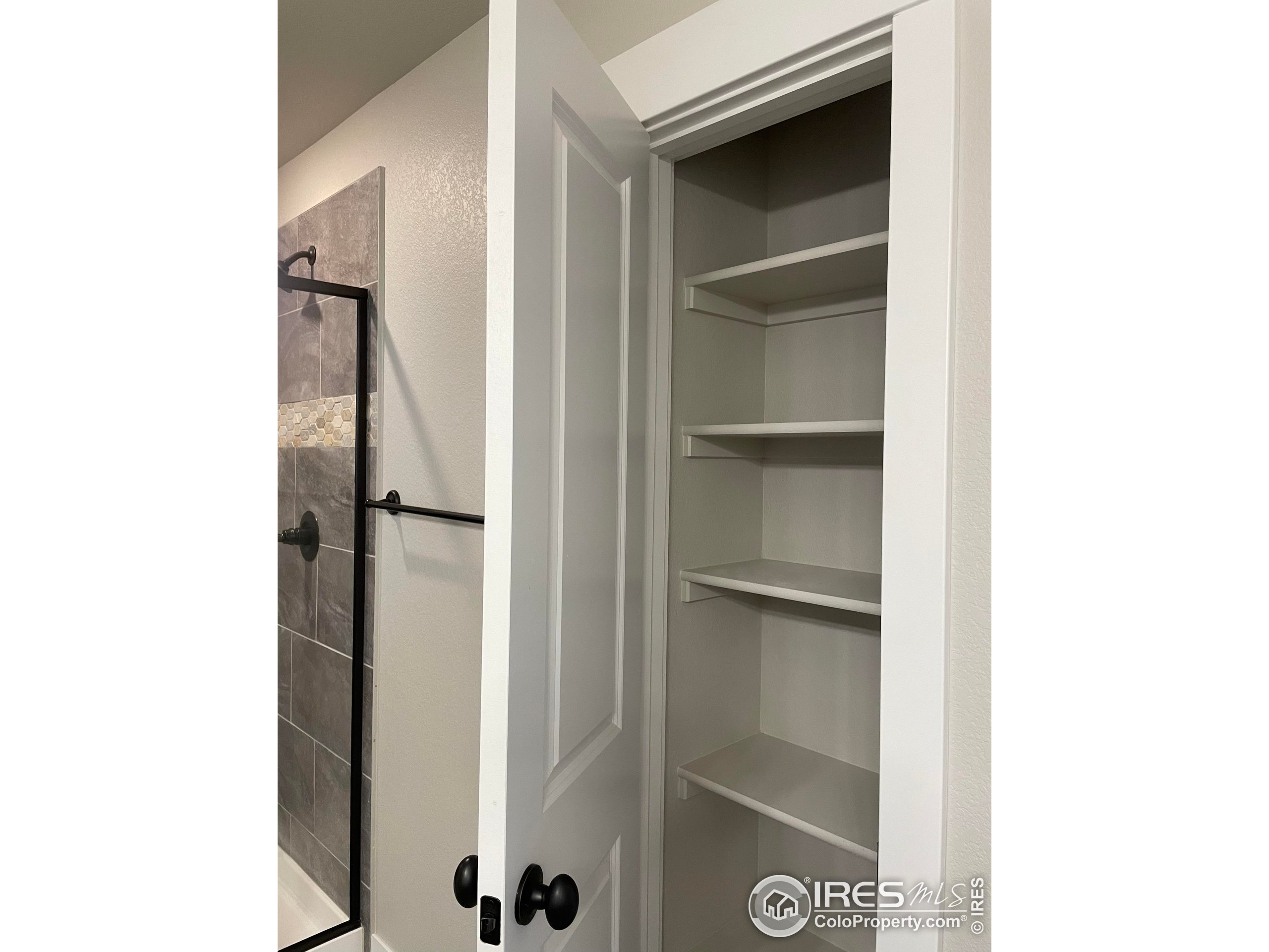 4622 Hahns Peak Dr 103