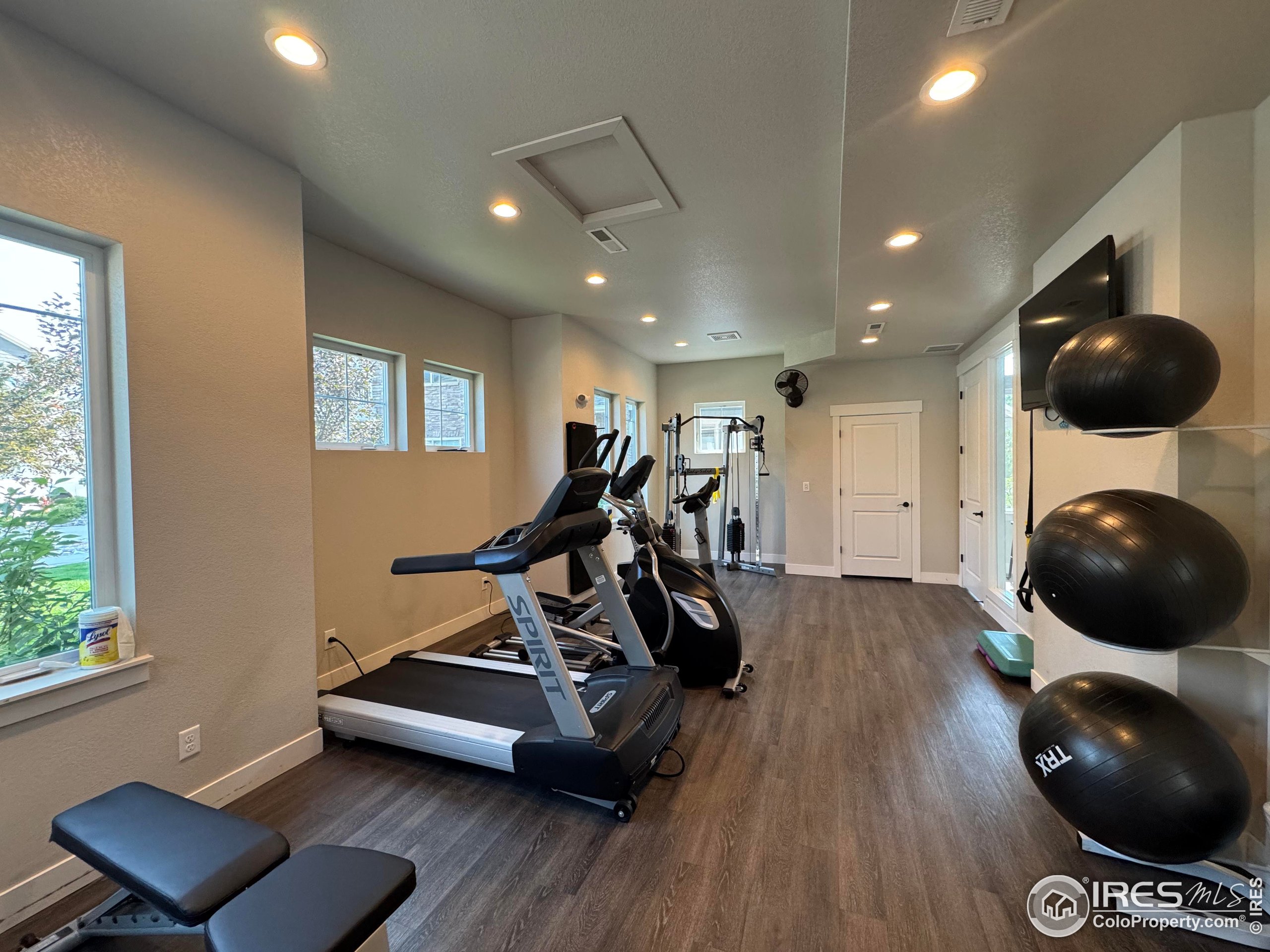 4622 Hahns Peak Dr 103