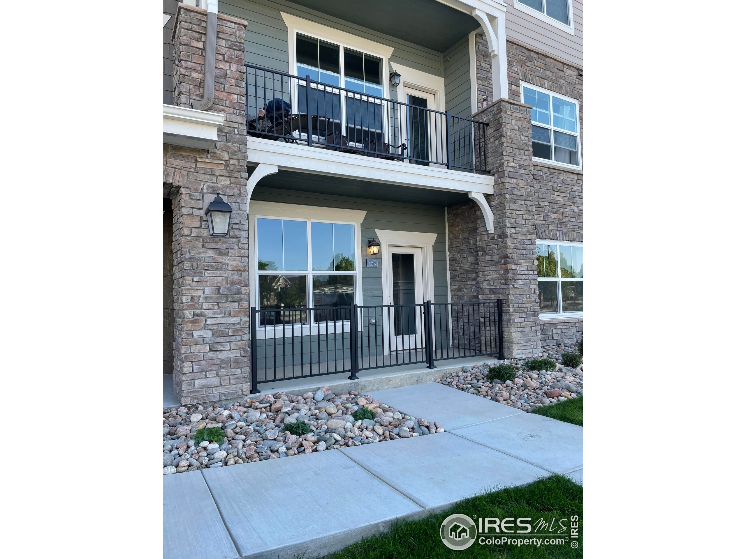 4622 Hahns Peak Dr 103